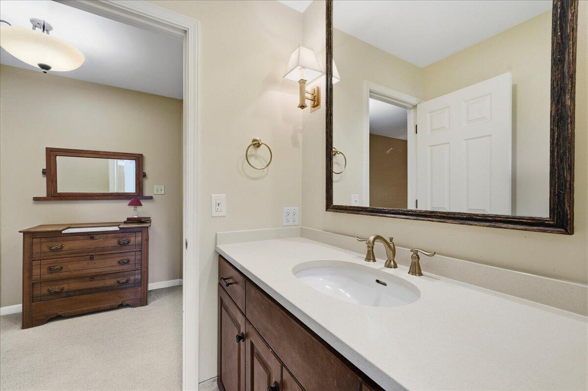 10204 Devonshire Lane, Munster, IN 46321; Image #39