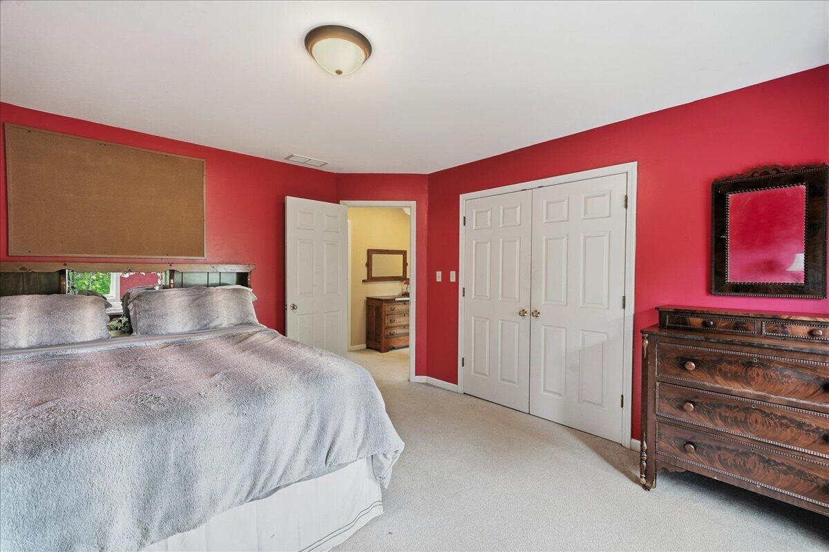10204 Devonshire Lane, Munster, IN 46321; Image #46