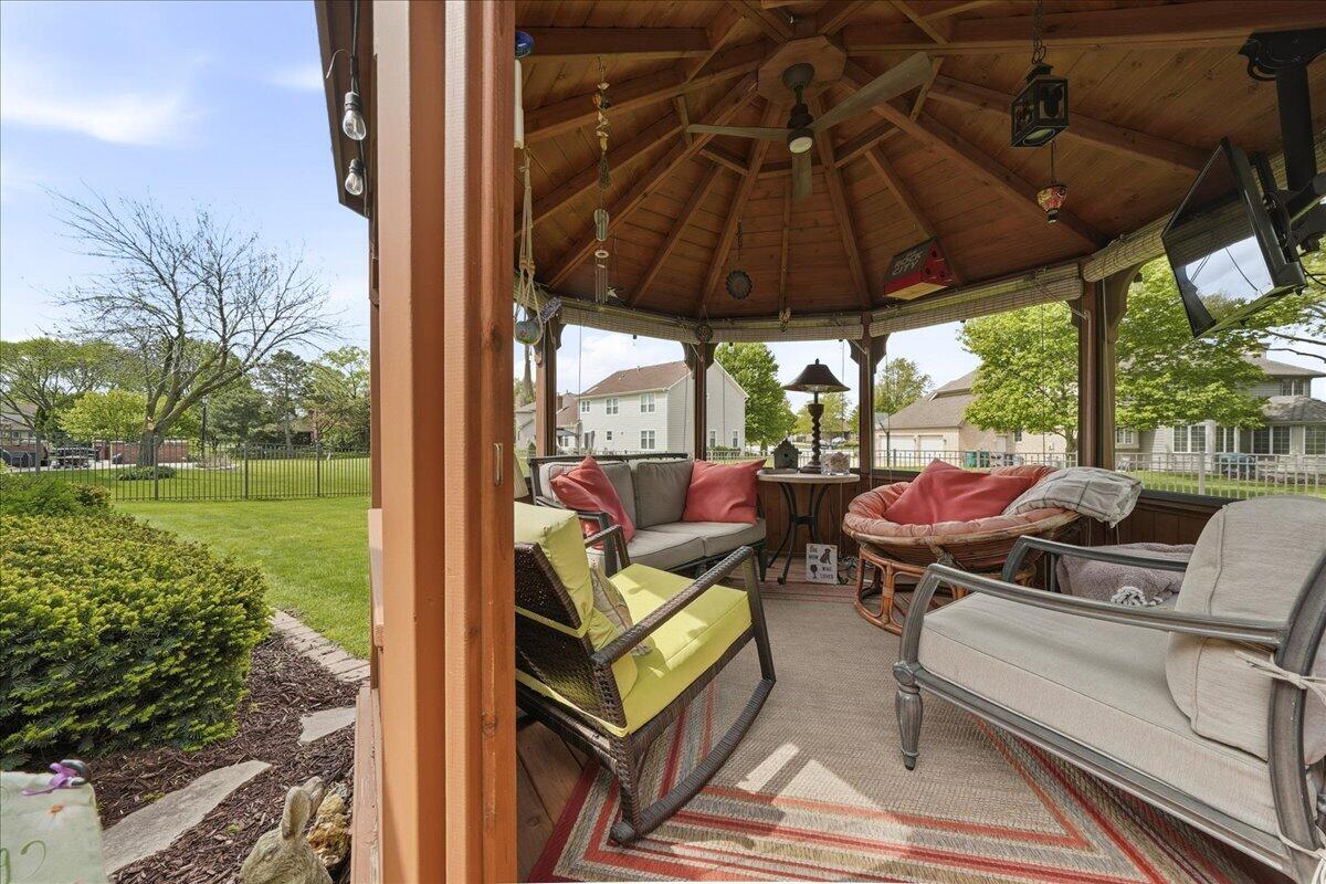 10204 Devonshire Lane, Munster, IN 46321; Image #50