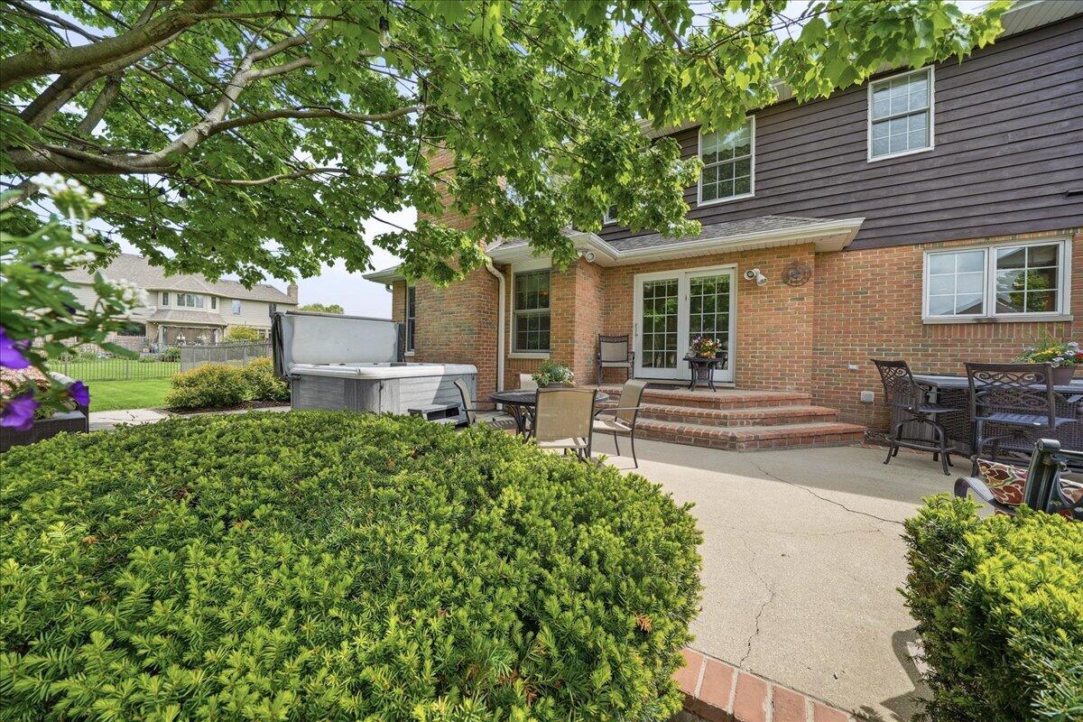 10204 Devonshire Lane, Munster, IN 46321; Image #52