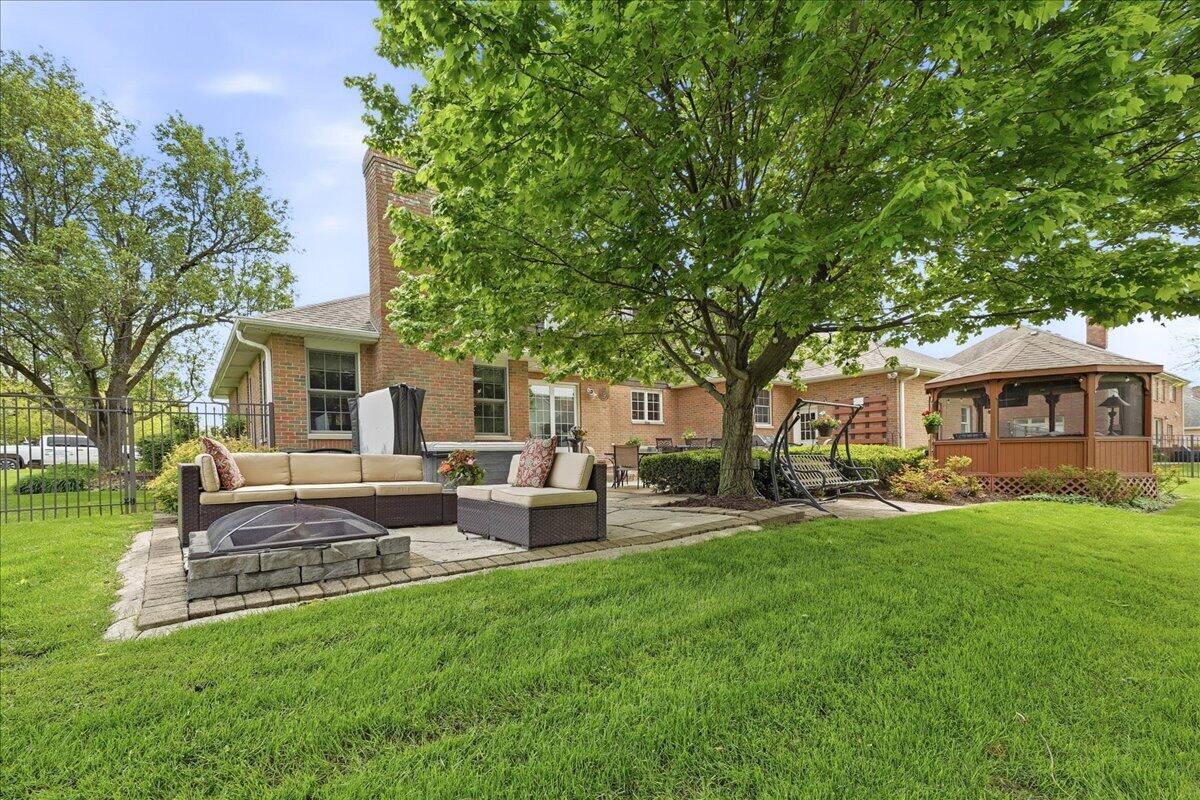 10204 Devonshire Lane, Munster, IN 46321; Image #57