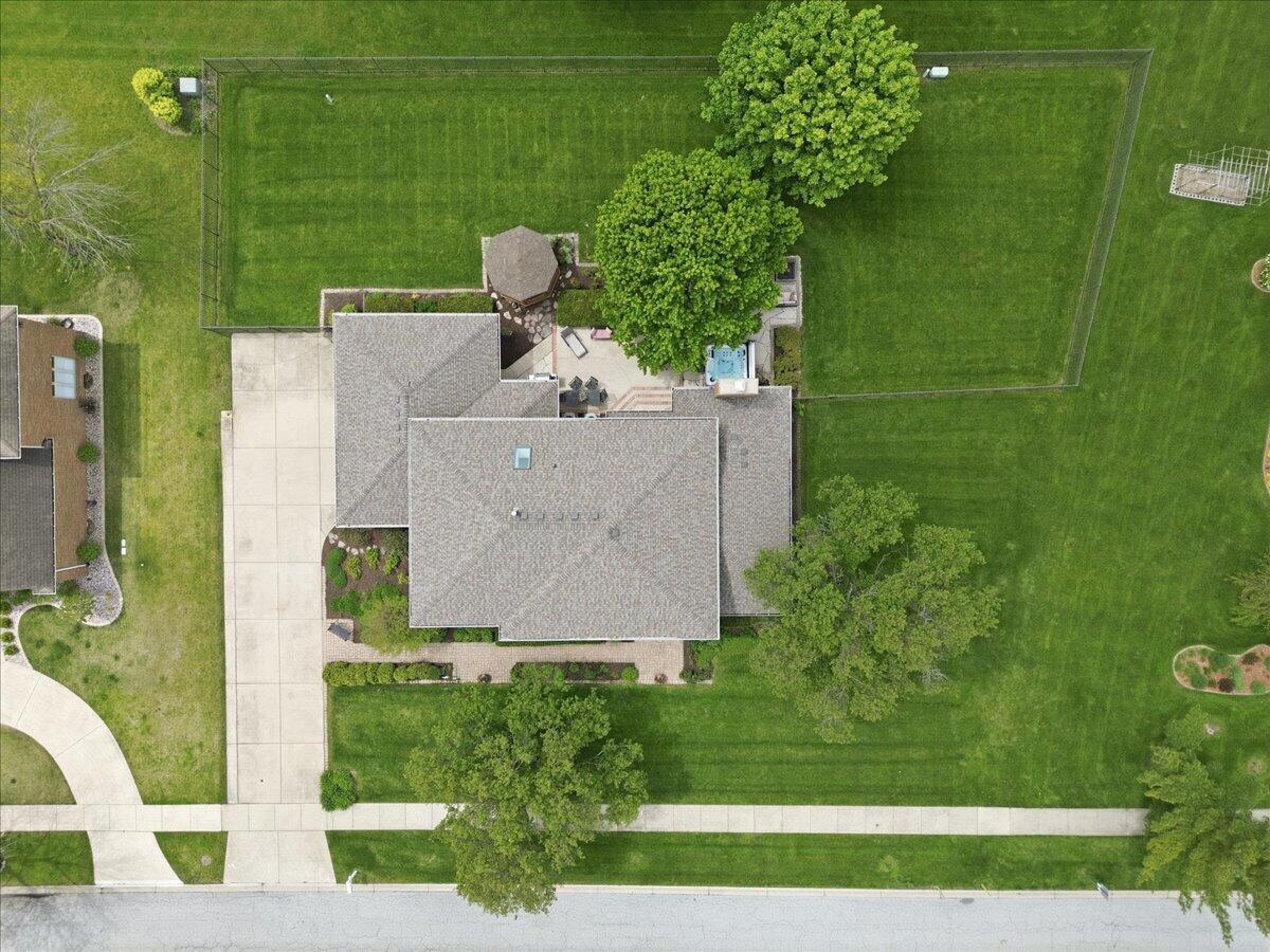 10204 Devonshire Lane, Munster, IN 46321; Image #67