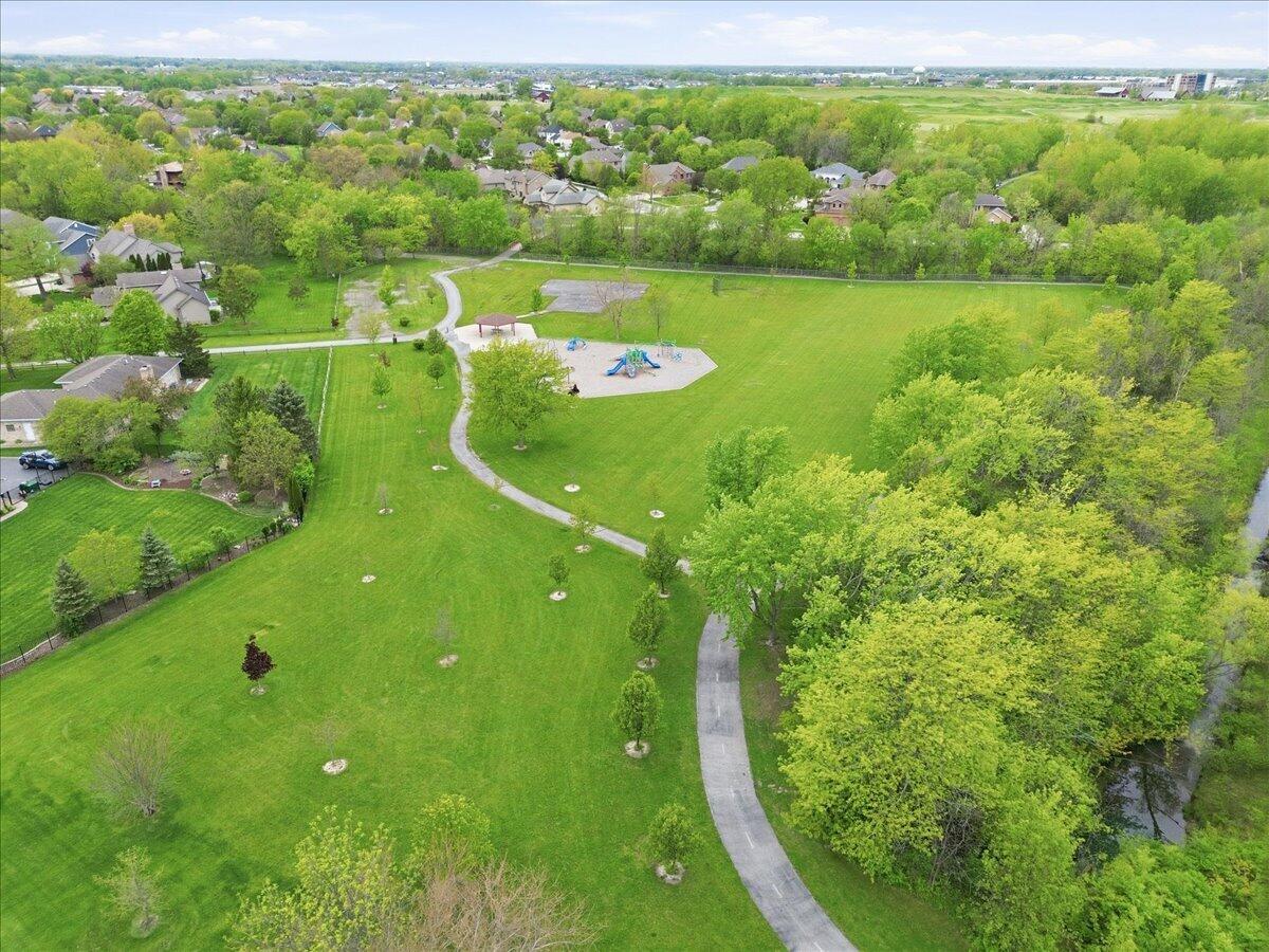 10204 Devonshire Lane, Munster, IN 46321; Image #69