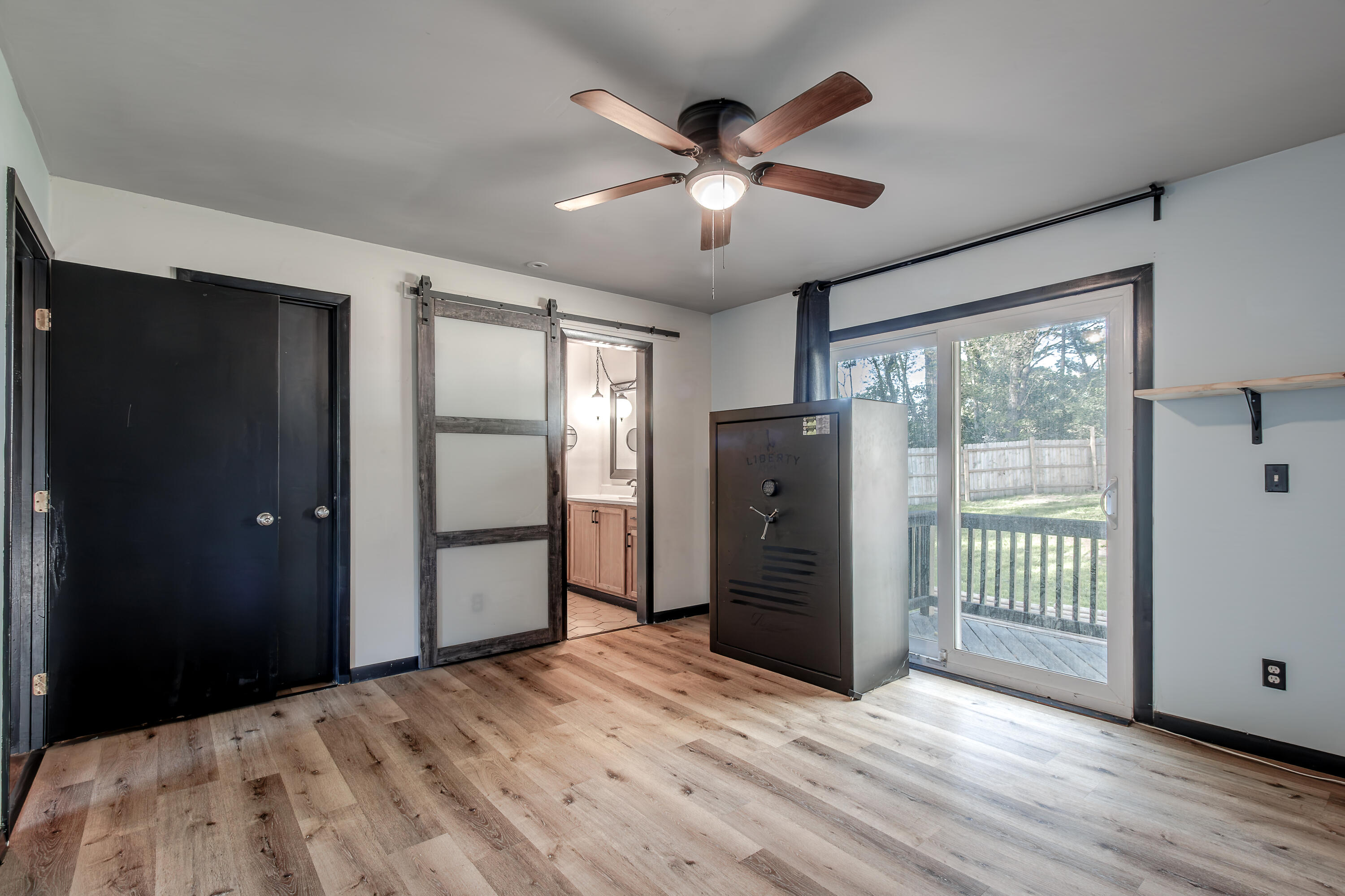 5522 E 989 N, DeMotte, IN 46310; Image #9