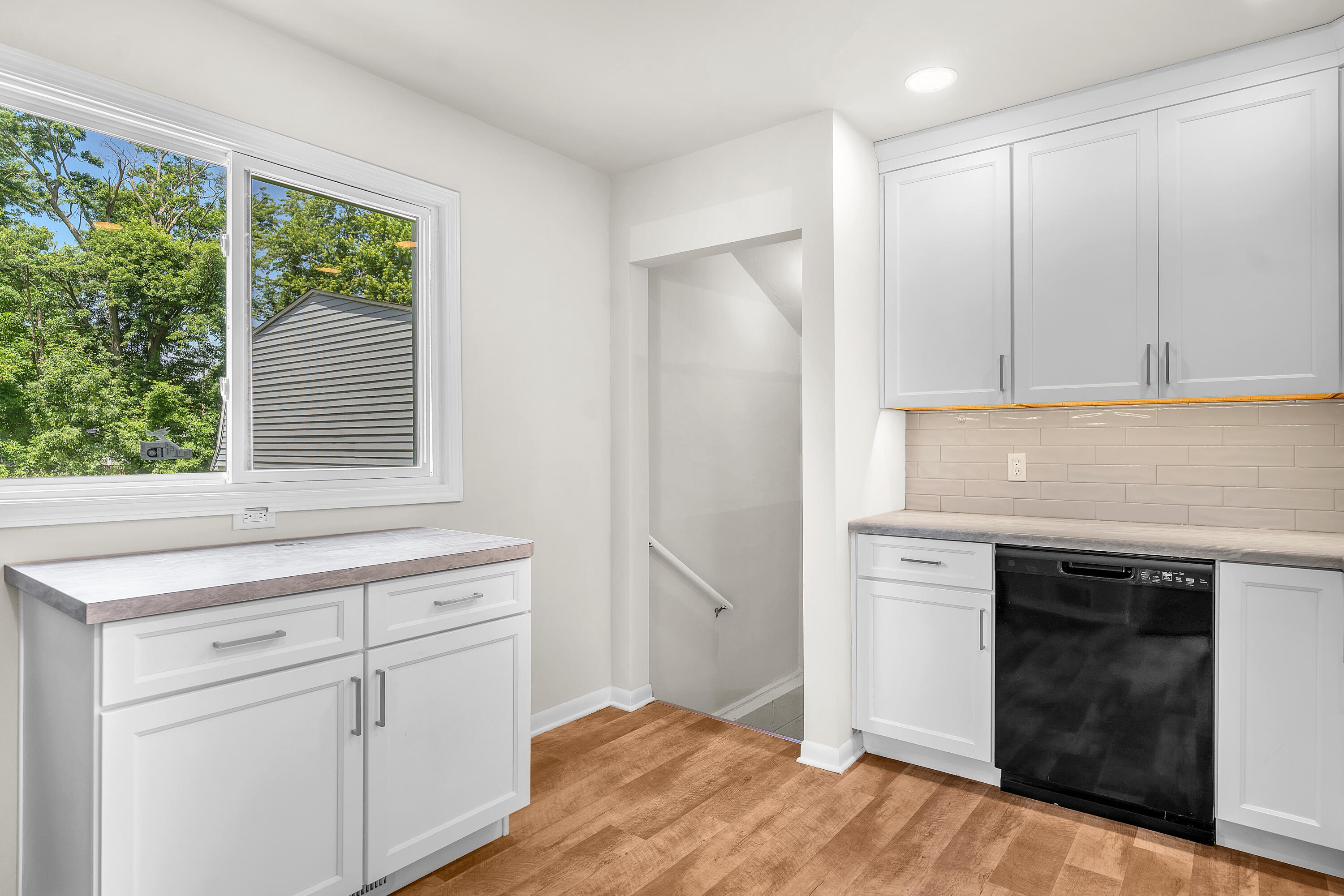 2851 44th Street, Highland, IN 46322; Image #12