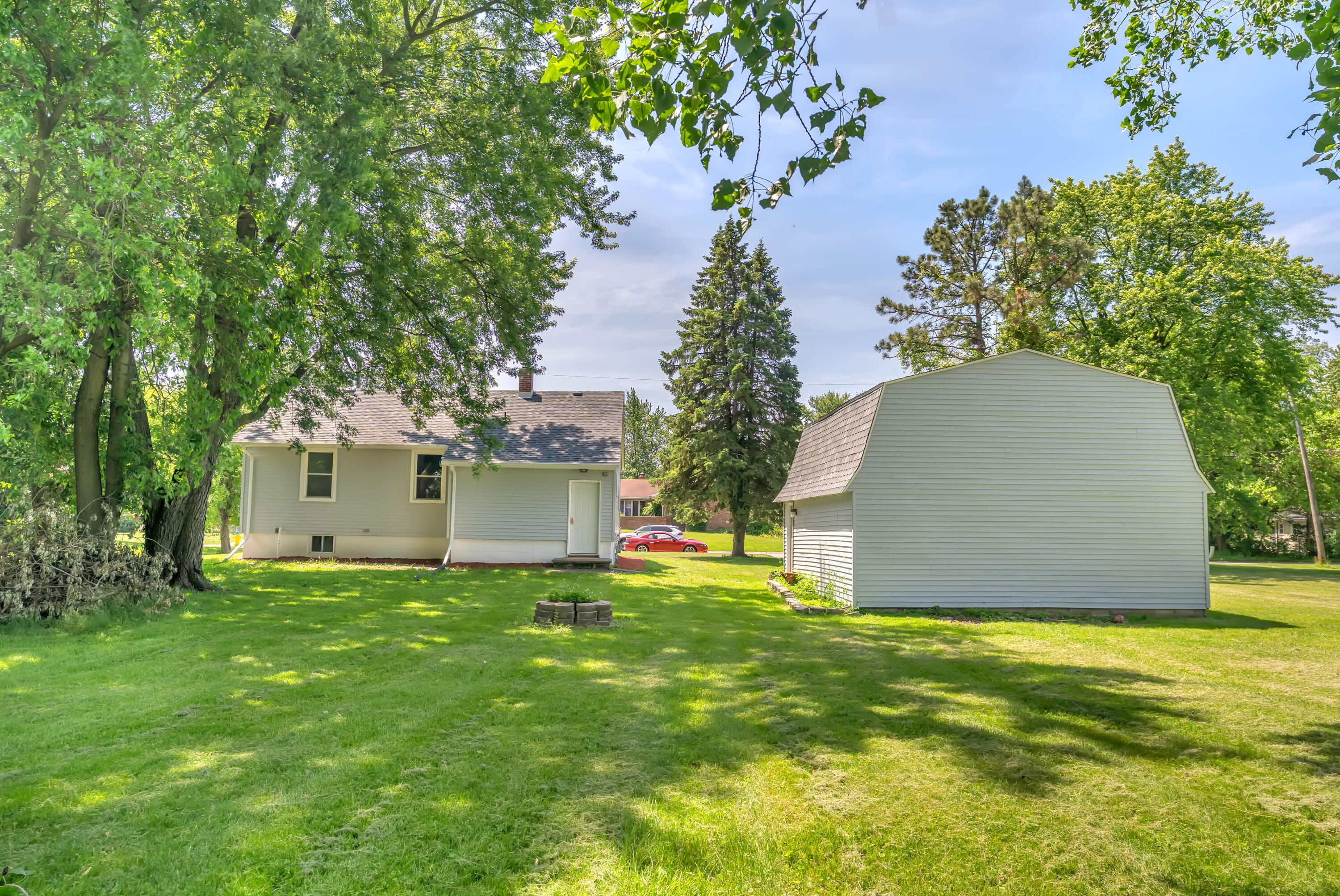 2851 44th Street, Highland, IN 46322; Image #24