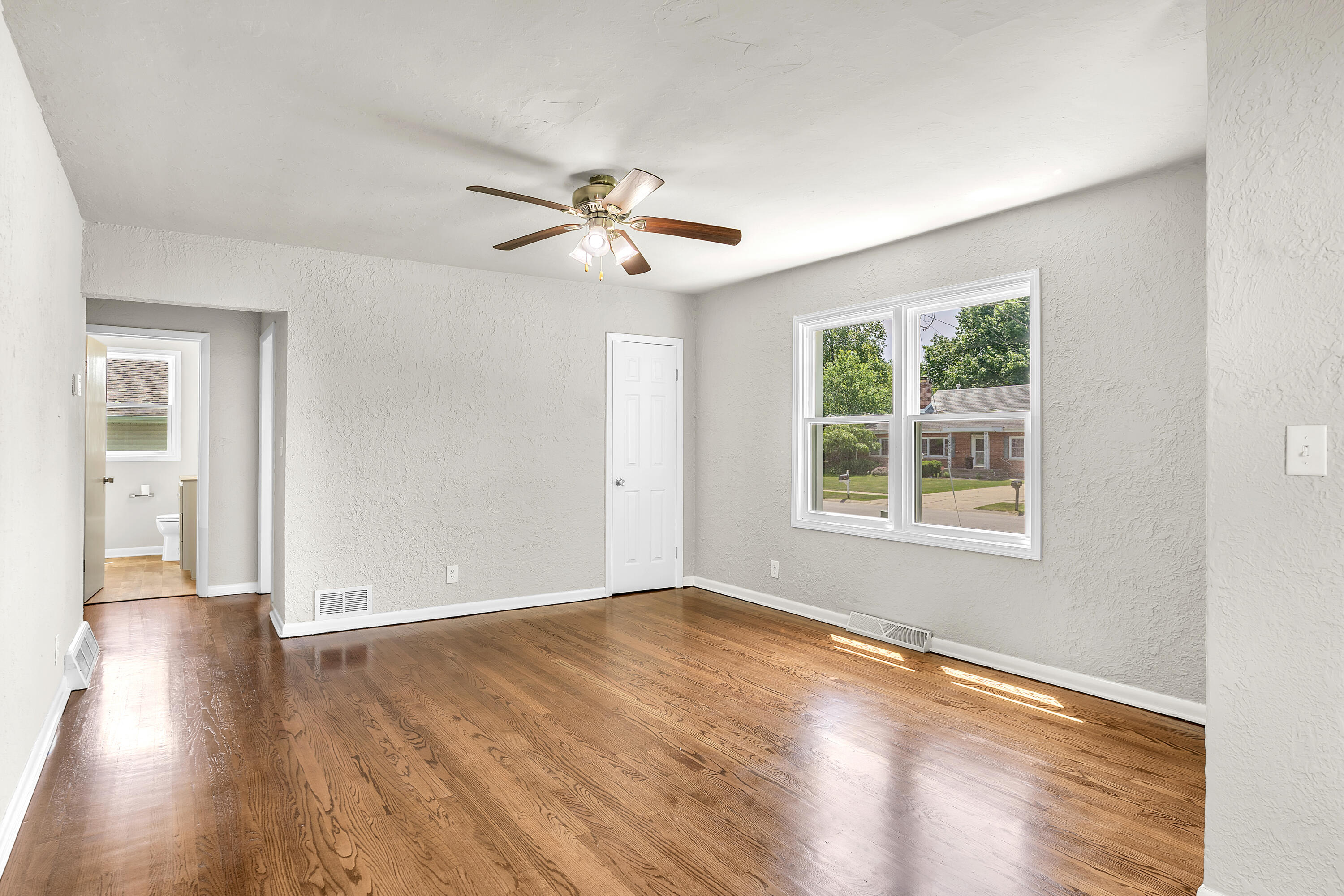 2851 44th Street, Highland, IN 46322; Image #7