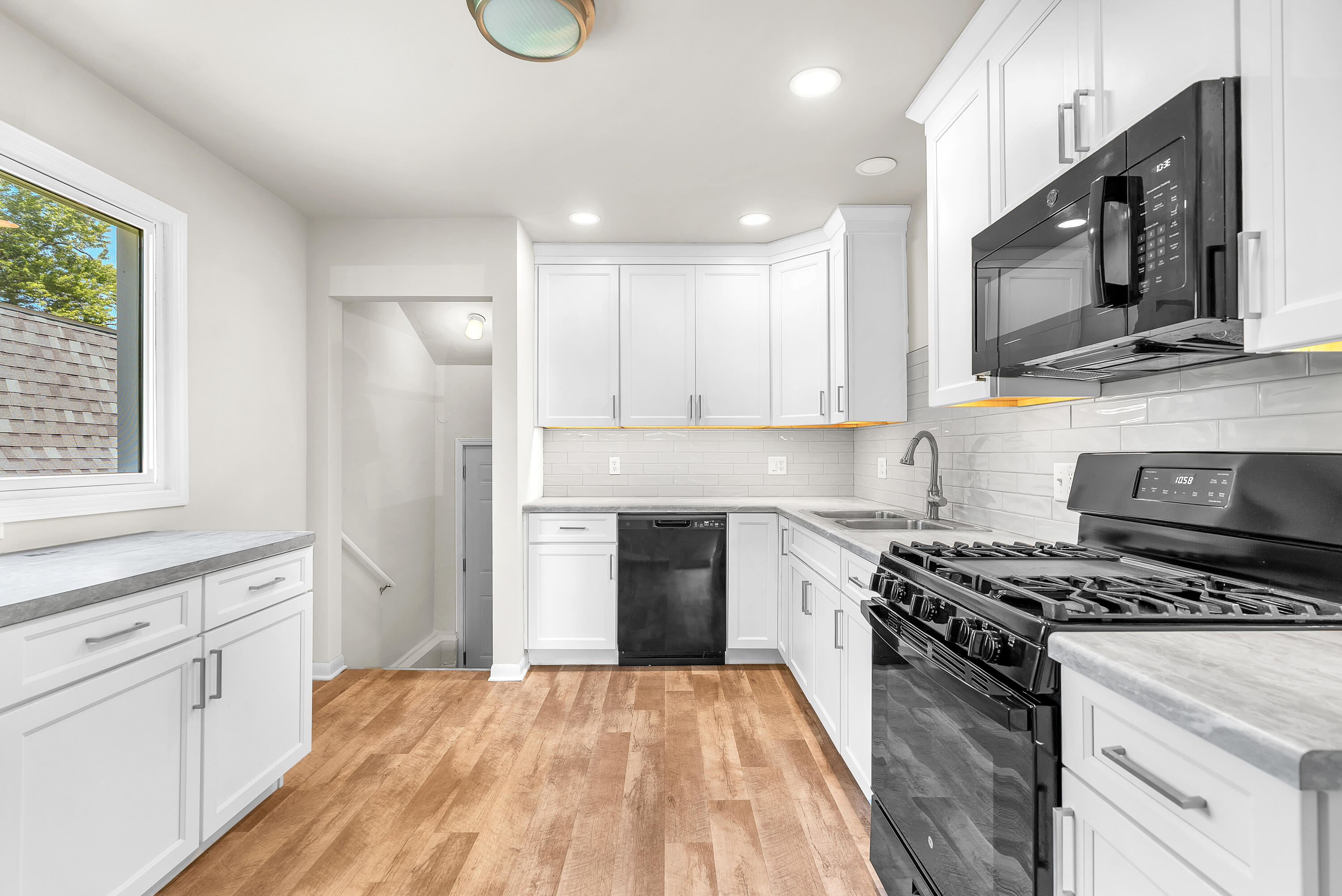 2851 44th Street, Highland, IN 46322; Image #9