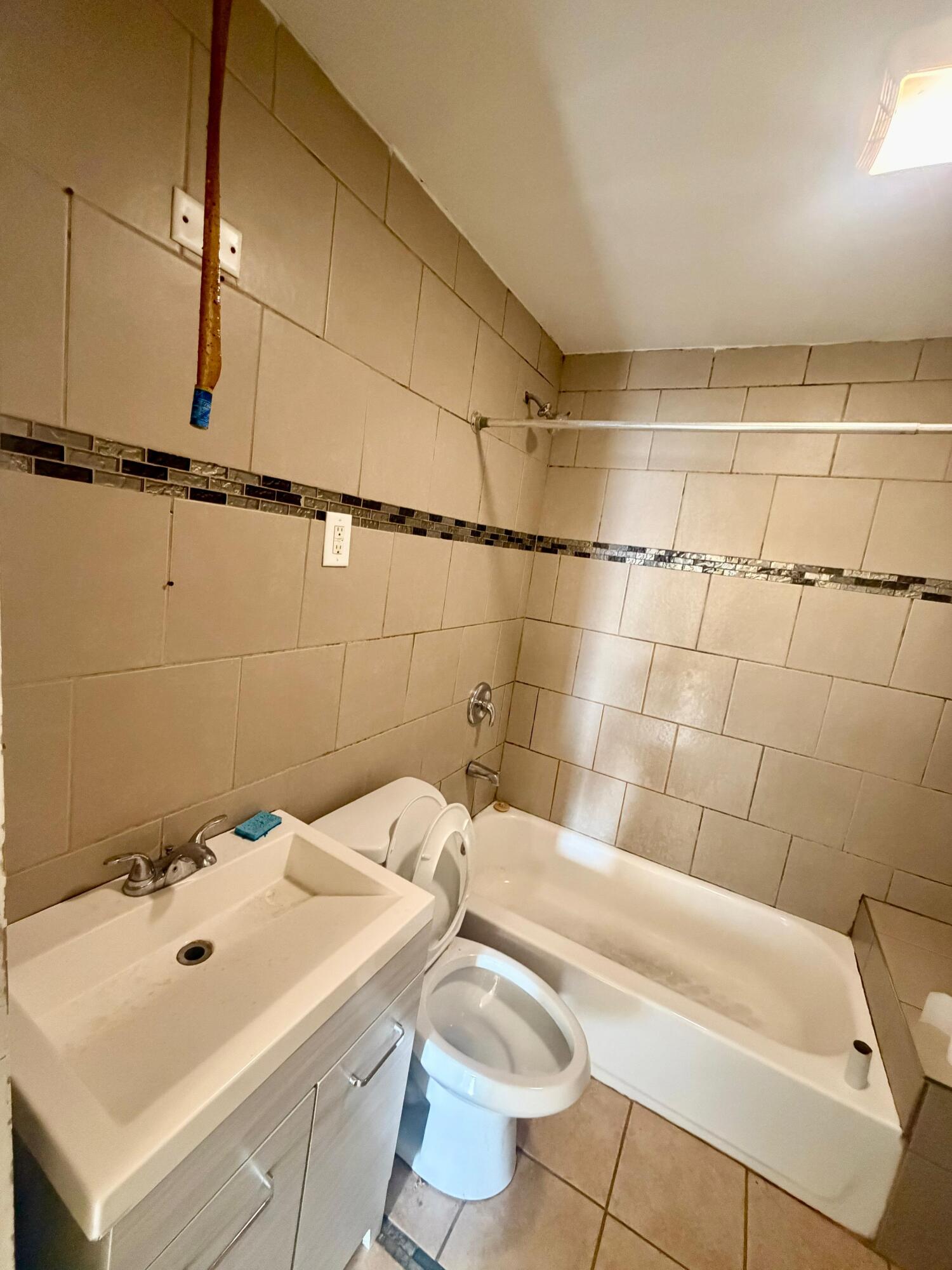 809 Pierce Street, Gary, IN 46402; Image #12