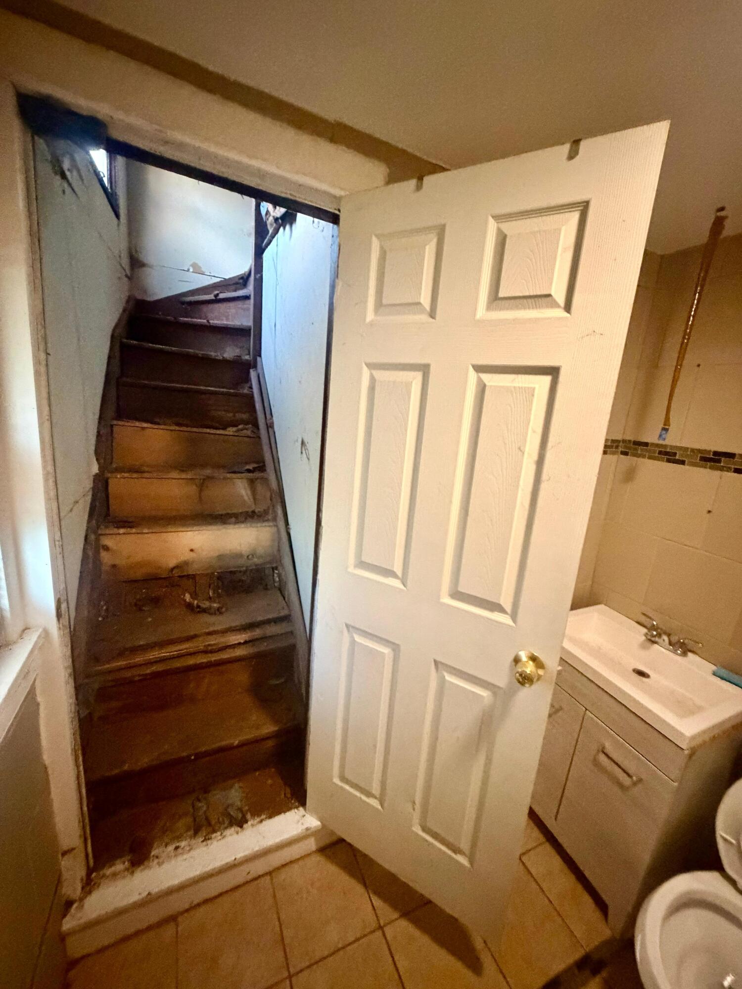 809 Pierce Street, Gary, IN 46402; Image #14