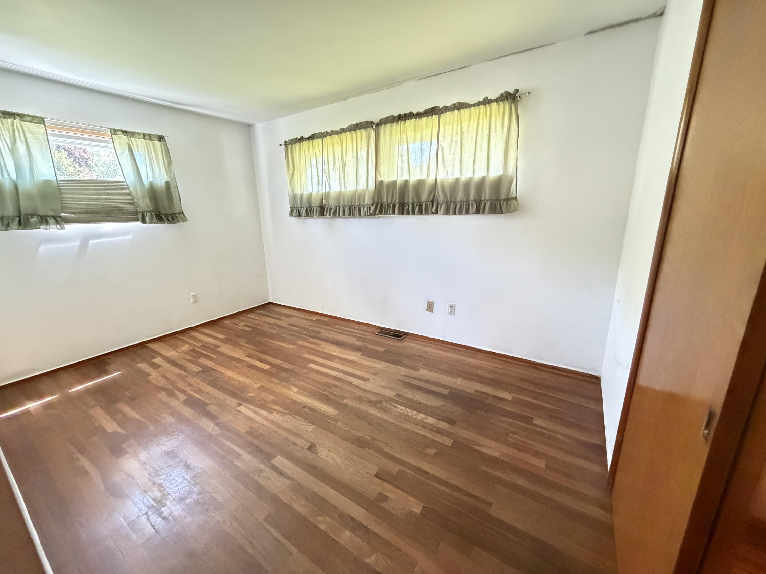 505 Albert Street, Valparaiso, IN 46383; Image #5