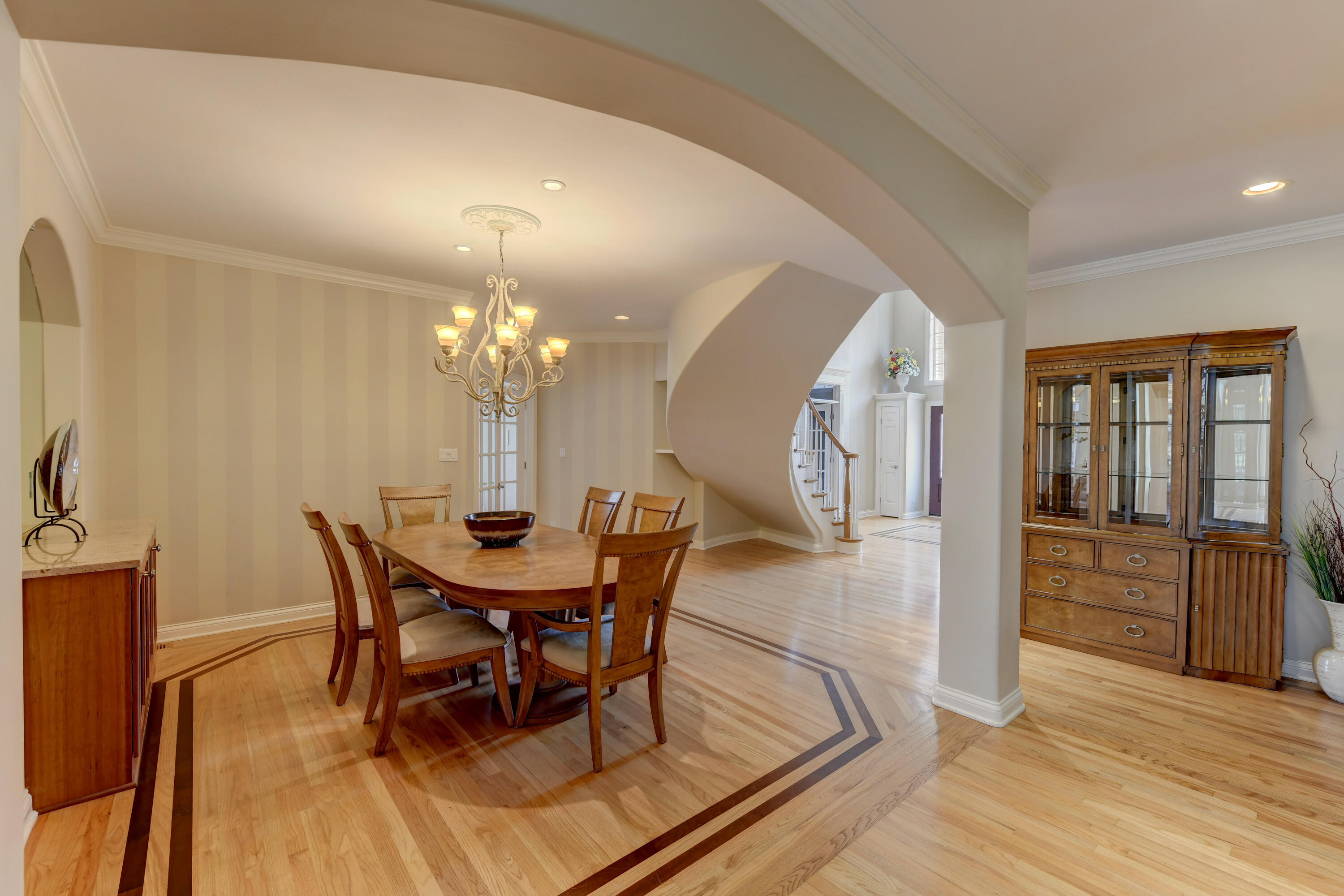 10135 Cherrywood Lane, Munster, IN 46321; Image #11