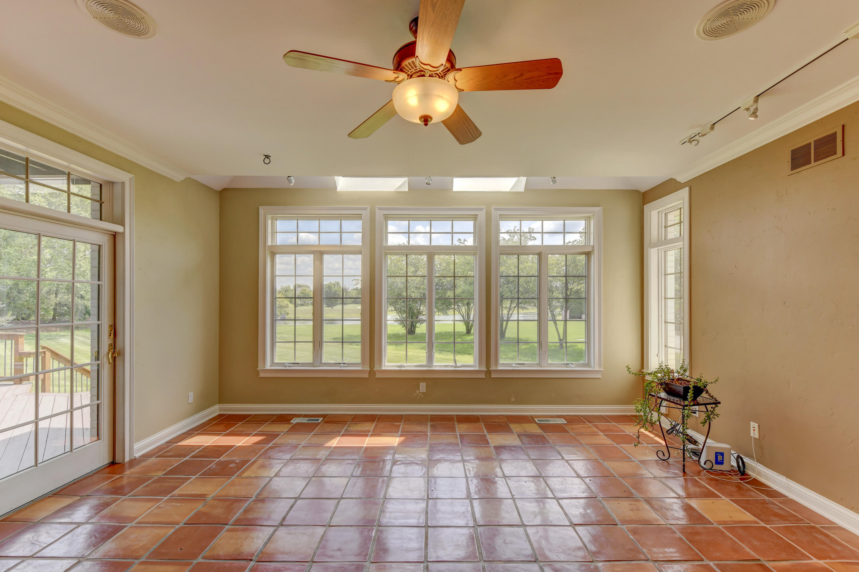 10135 Cherrywood Lane, Munster, IN 46321; Image #13