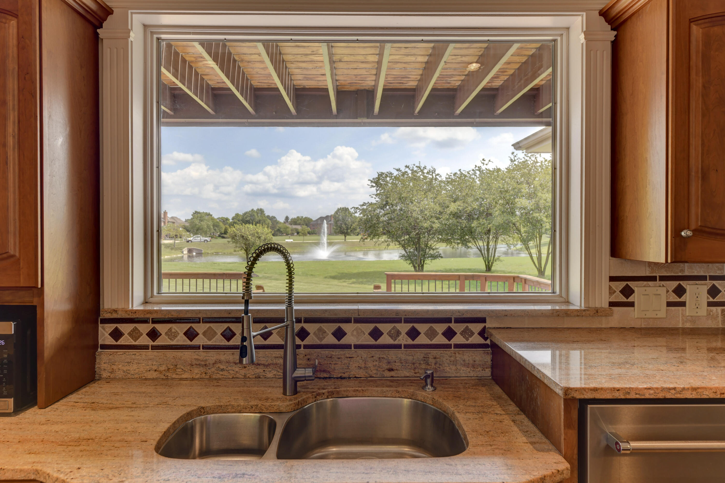 10135 Cherrywood Lane, Munster, IN 46321; Image #18