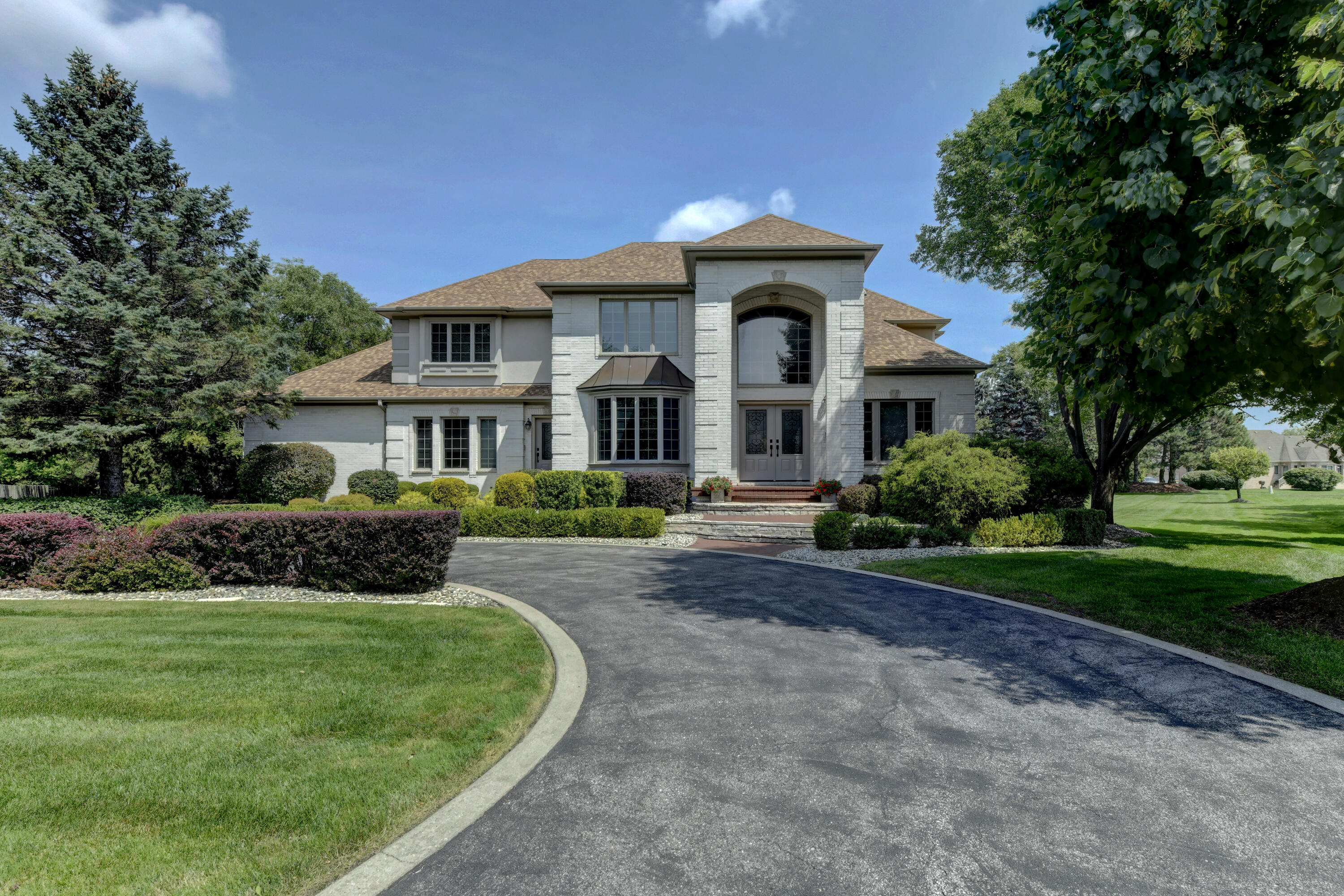 10135 Cherrywood Lane, Munster, IN 46321; Image #2