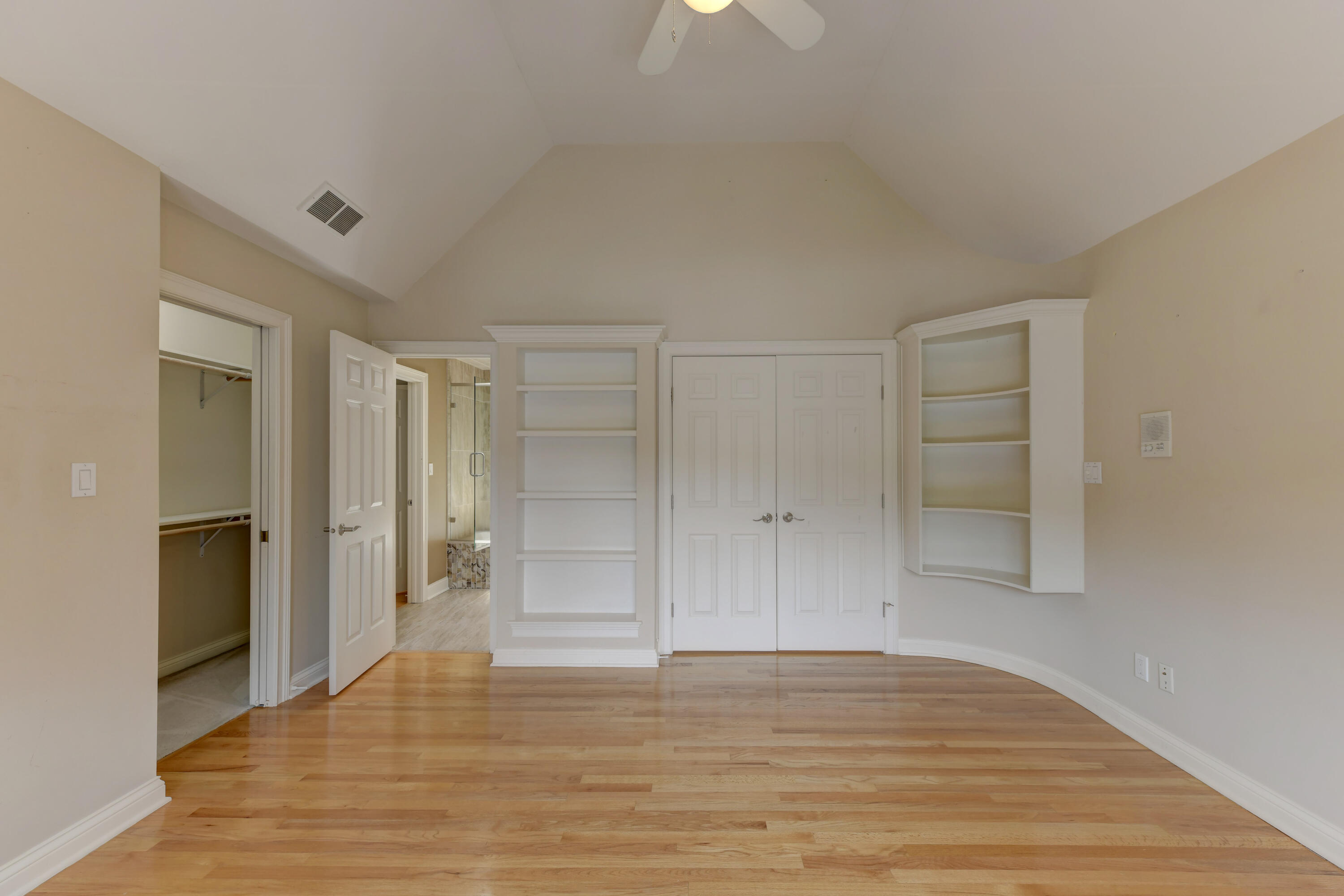 10135 Cherrywood Lane, Munster, IN 46321; Image #38