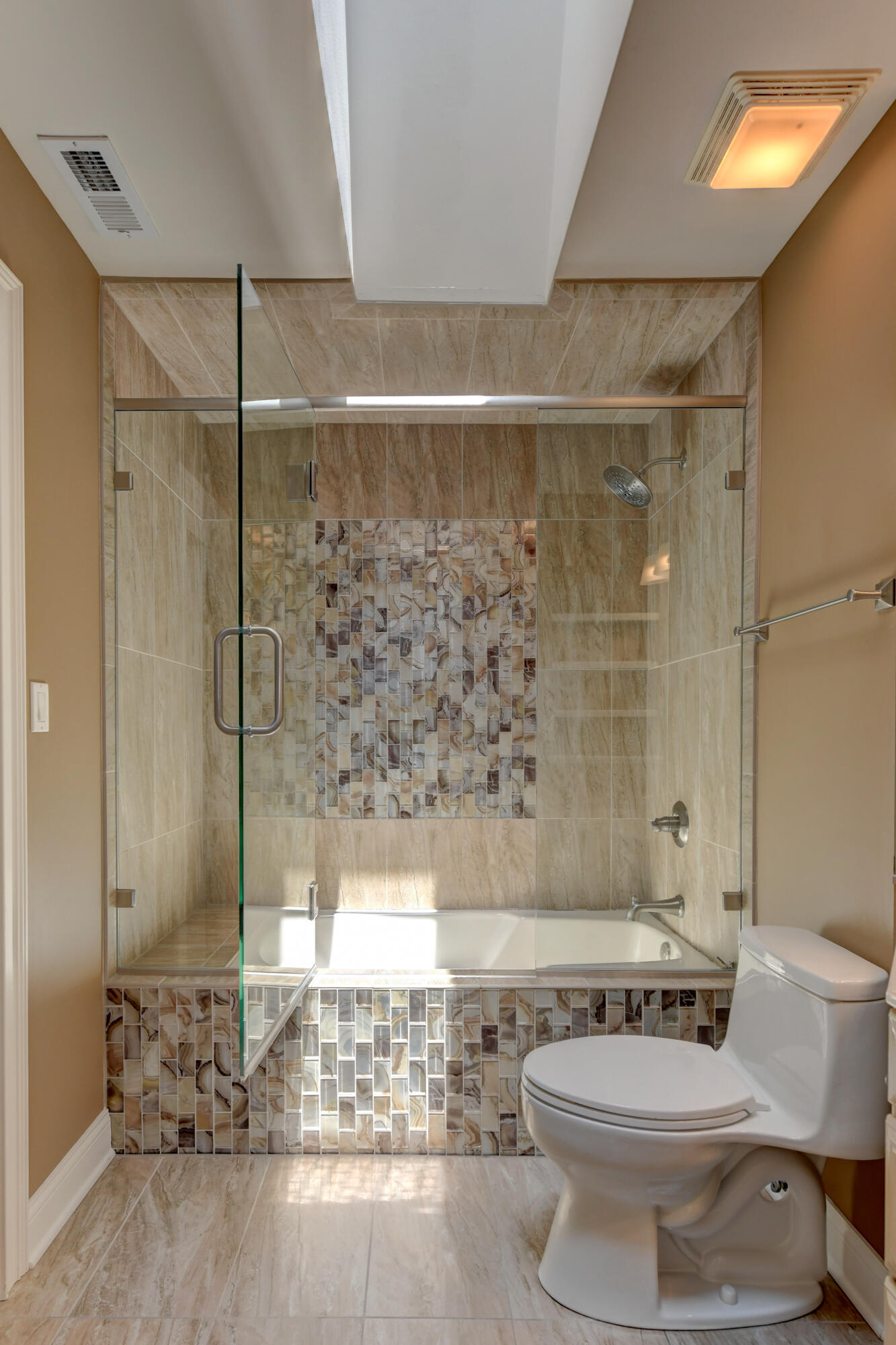 10135 Cherrywood Lane, Munster, IN 46321; Image #40