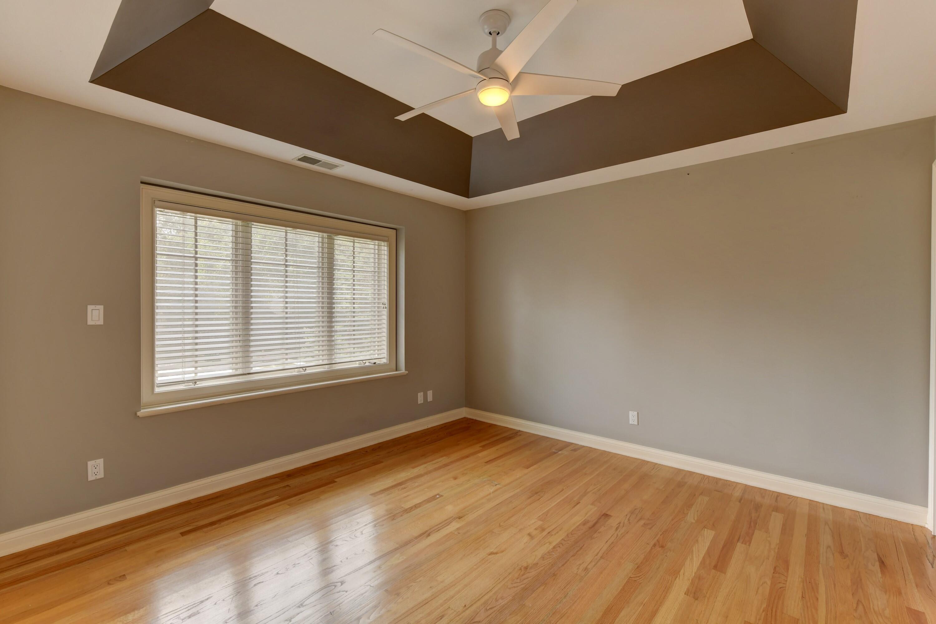 10135 Cherrywood Lane, Munster, IN 46321; Image #41