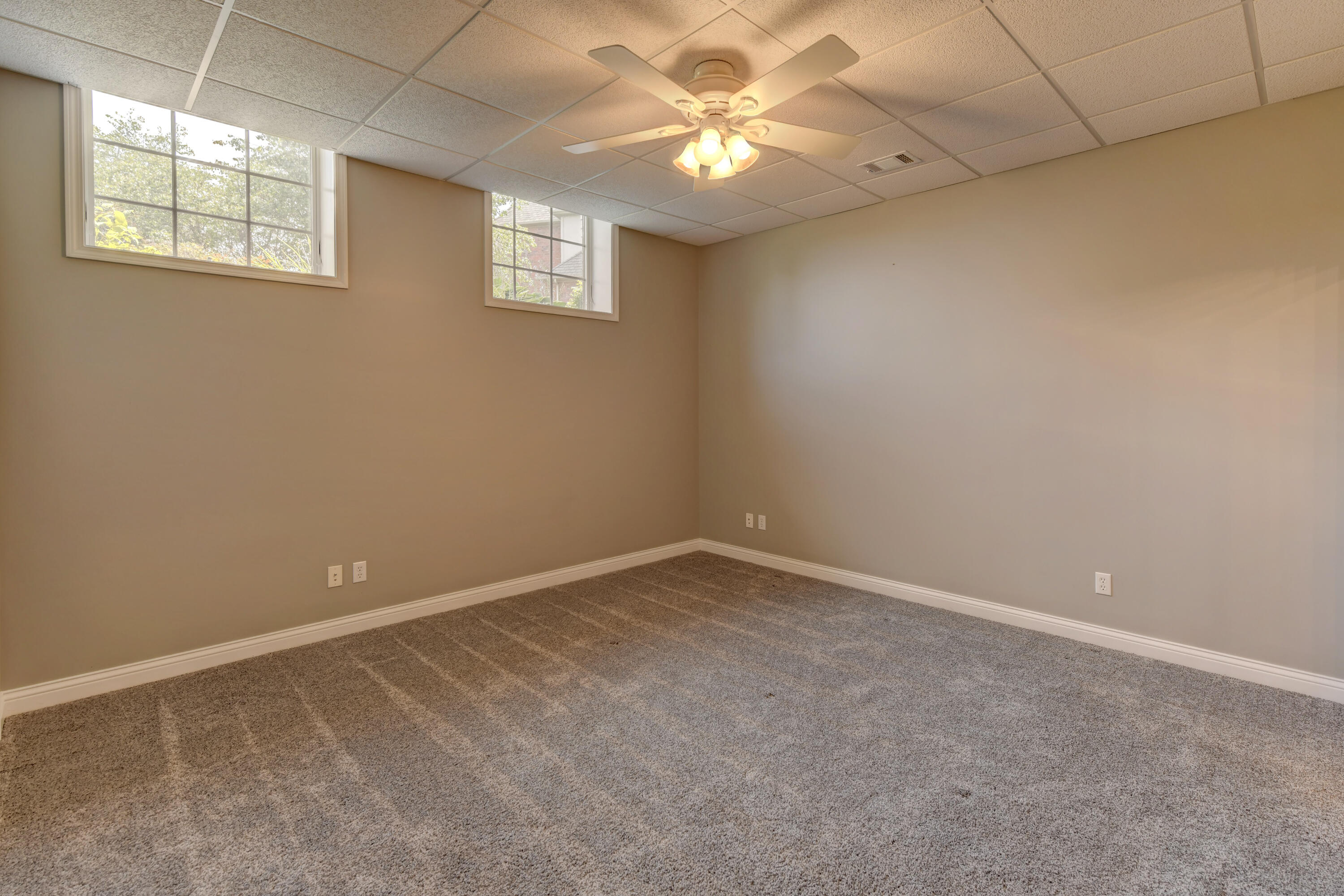 10135 Cherrywood Lane, Munster, IN 46321; Image #53