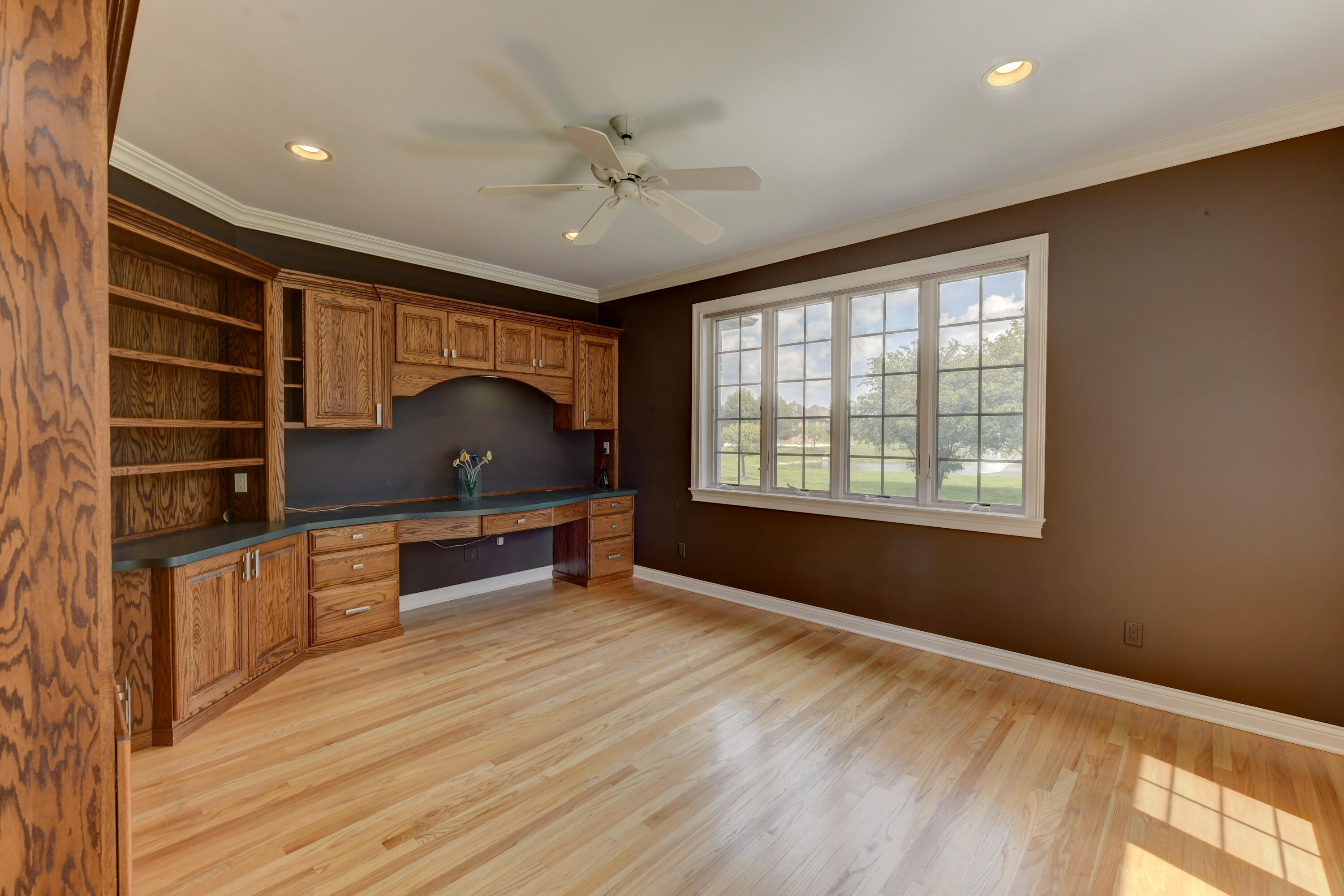 10135 Cherrywood Lane, Munster, IN 46321; Image #8