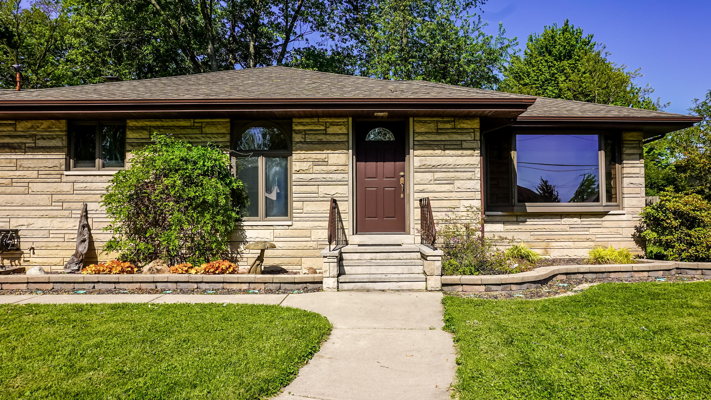 9330 Keilman Street, St. John, IN 46373; Image #4