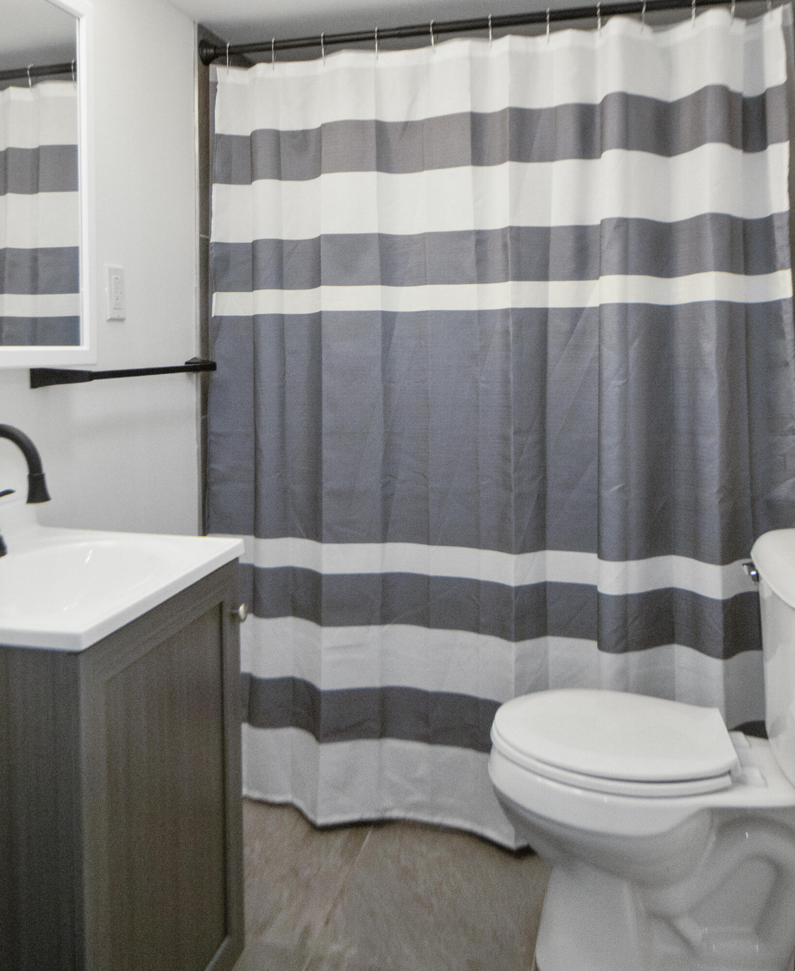 825 E 43rd Place, Gary, IN 46409; Image #20