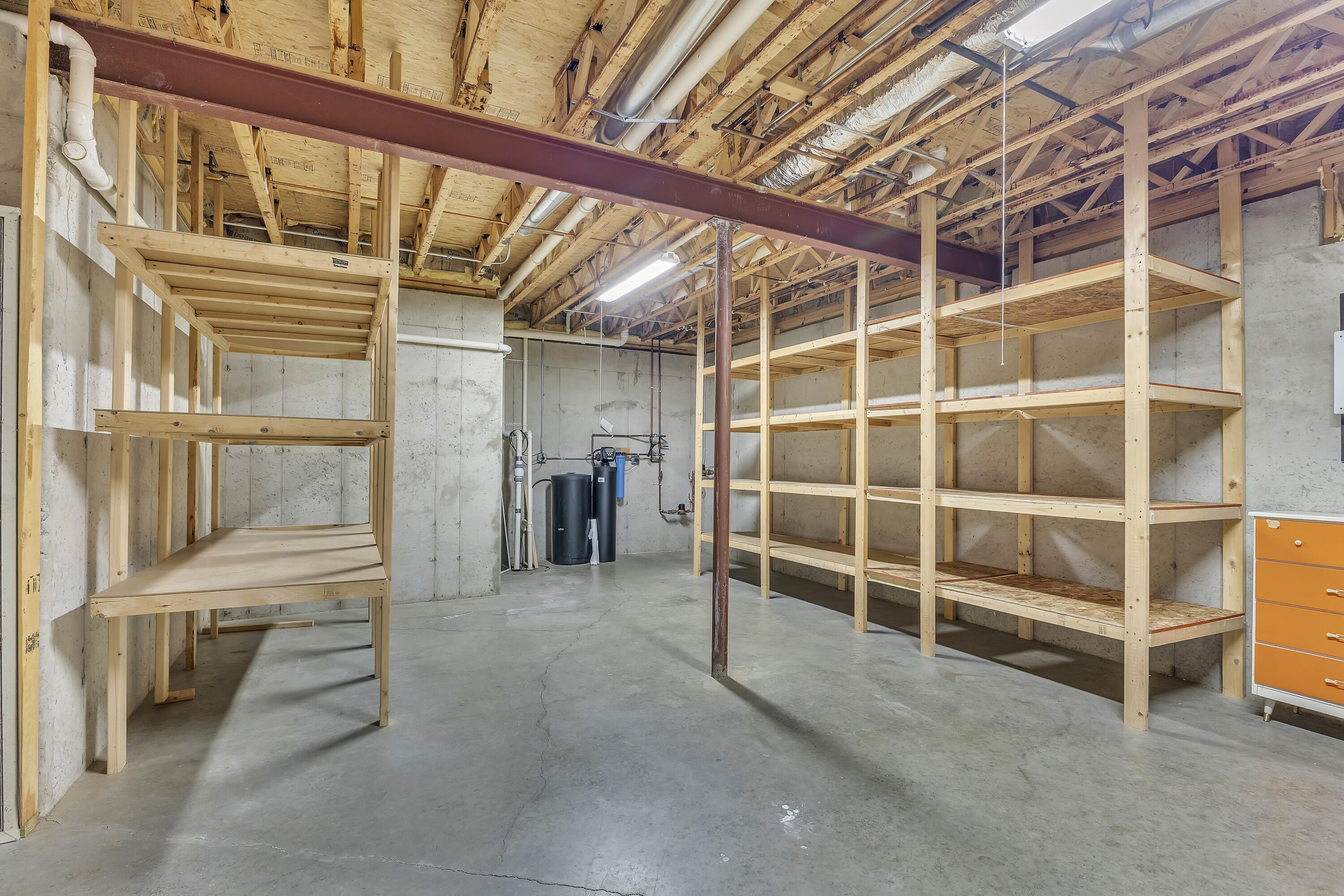 10015 Prairie Knoll Court, St. John, IN 46373; Image #32