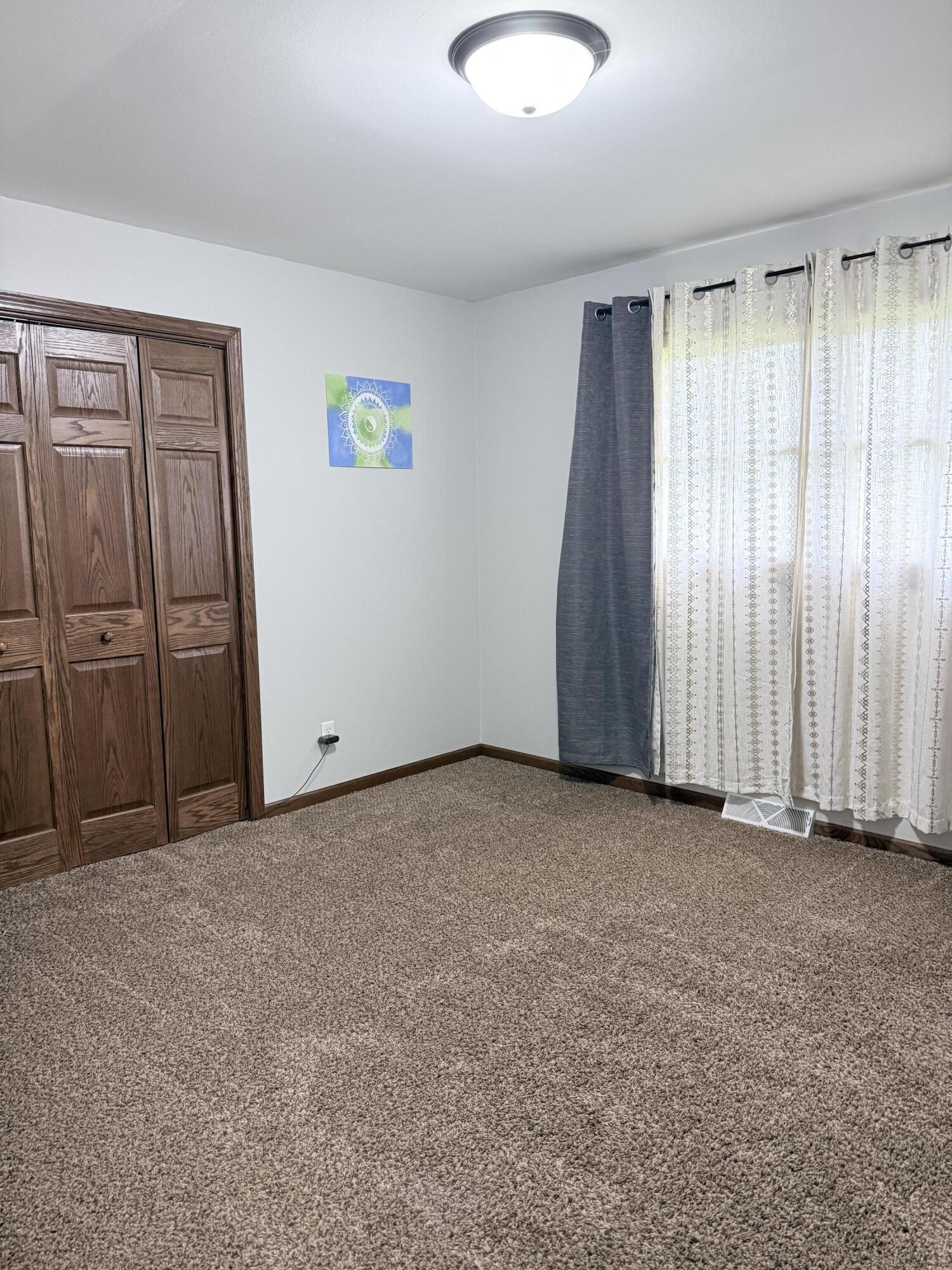 11551 N 900 W, DeMotte, IN 46310; Image #12