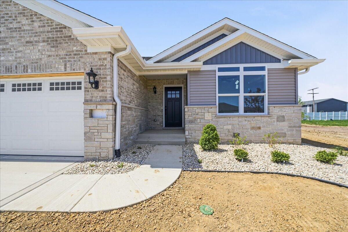 13442 Madison Avenue, Cedar Lake, IN 46303; Image #2
