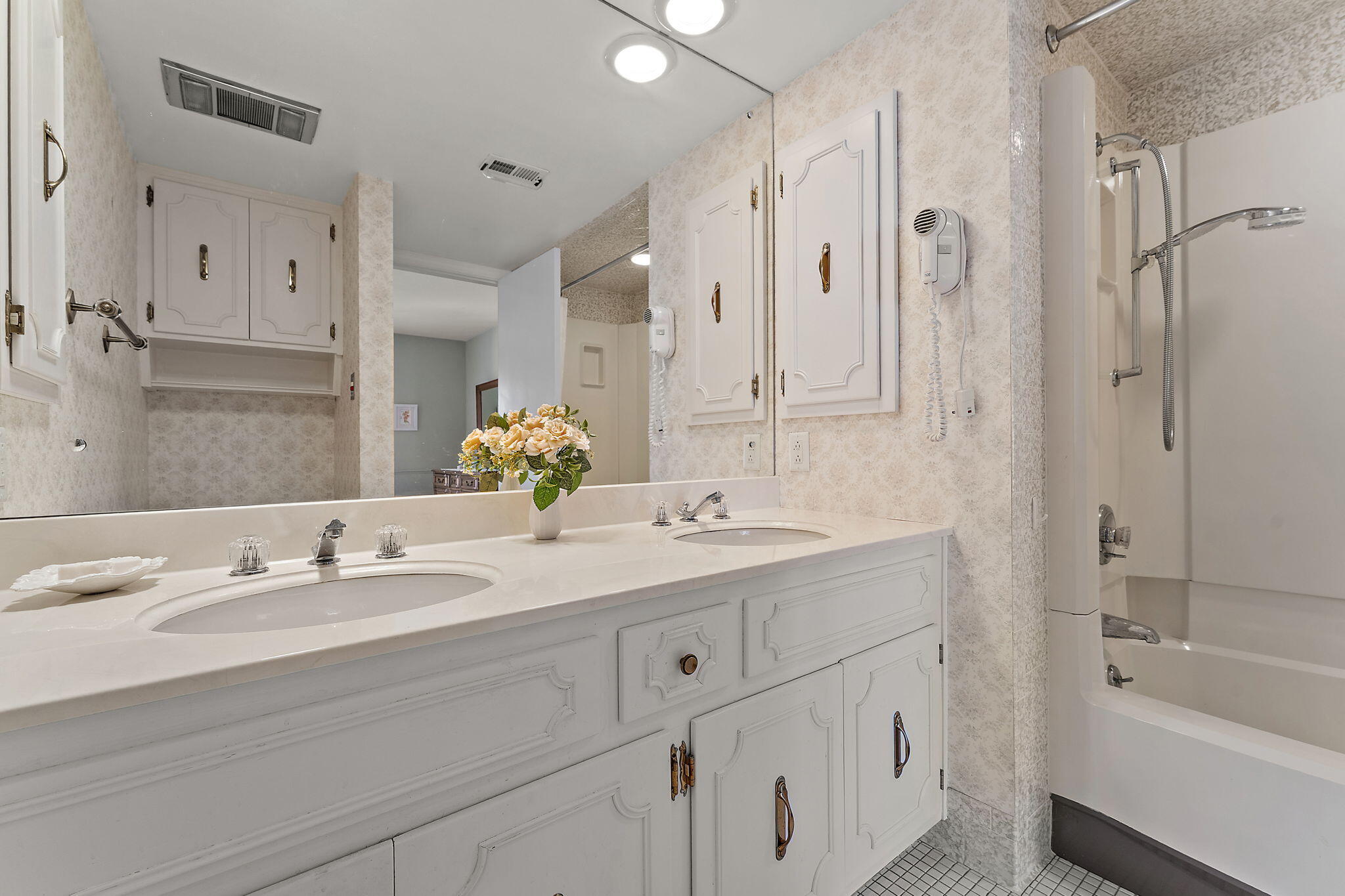 2217 Martha Street, Highland, IN #B2, 46322; Image #11