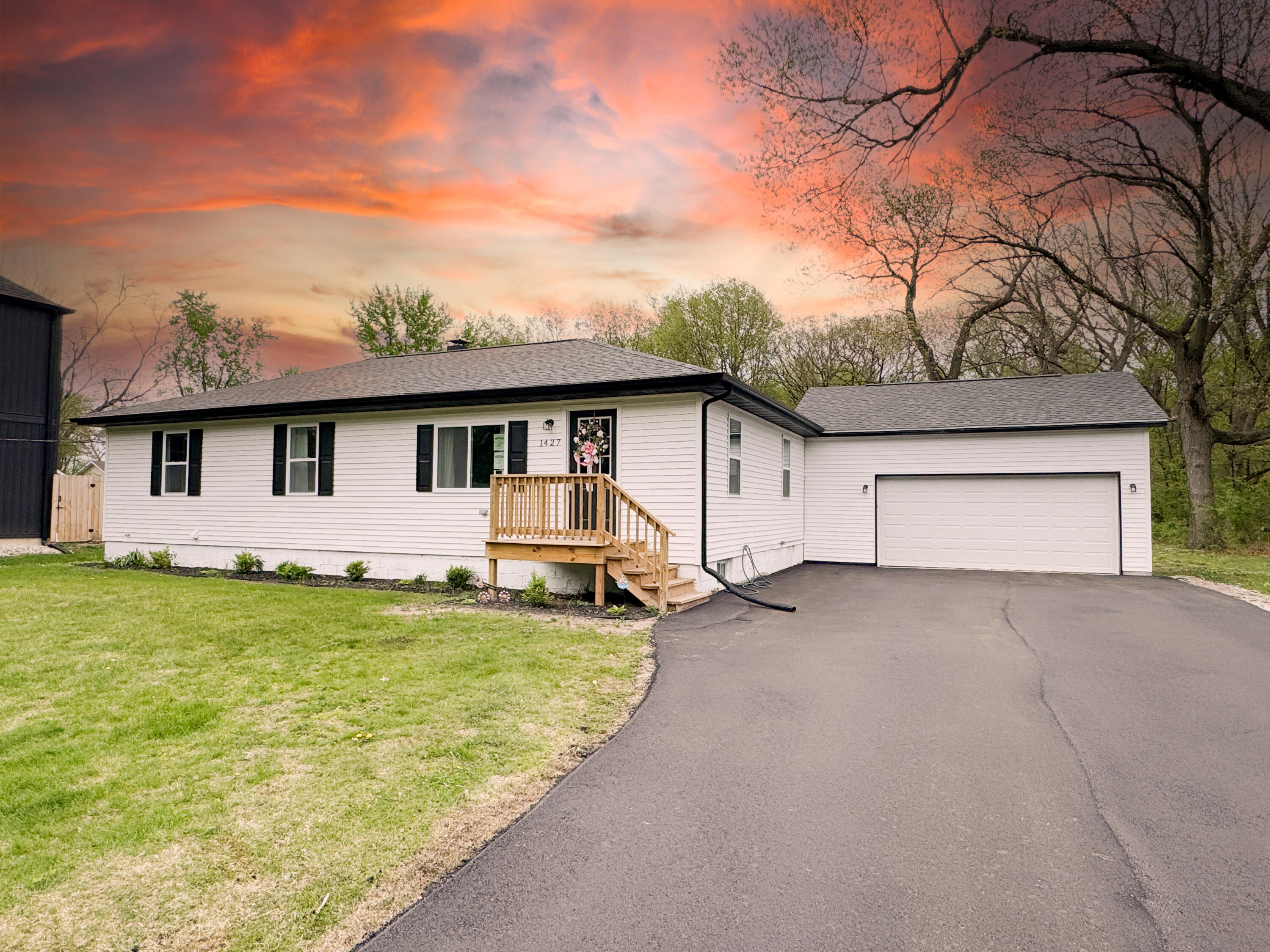 1427 Austin Avenue, Schererville, IN 46375; Image #3