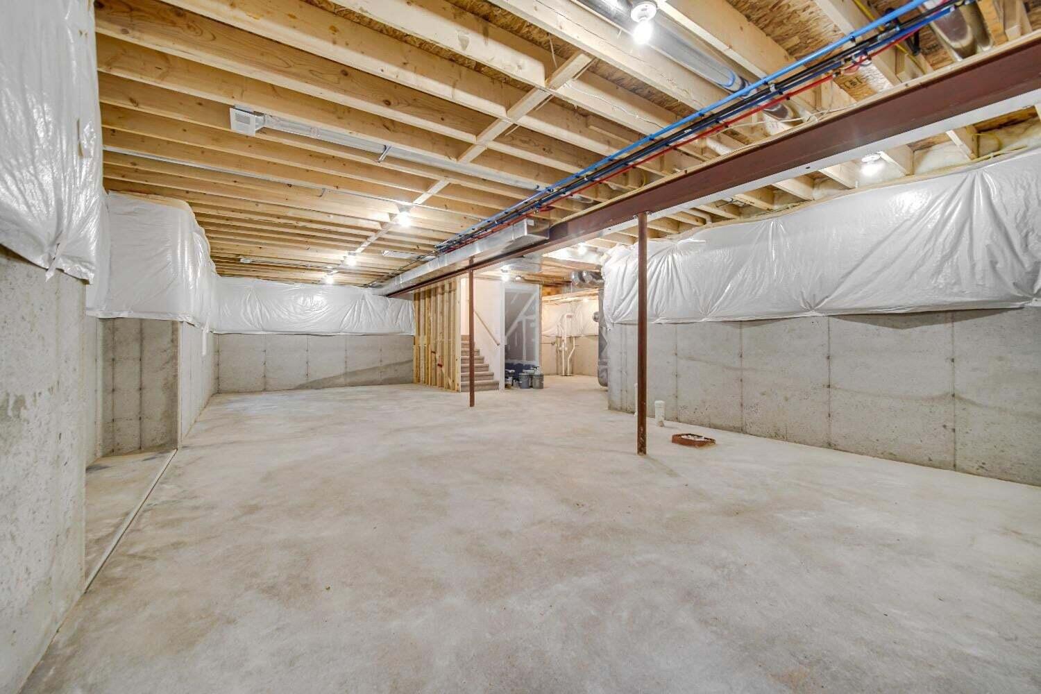 712 Verdano Terrace, Crown Point, IN 46307; Image #23
