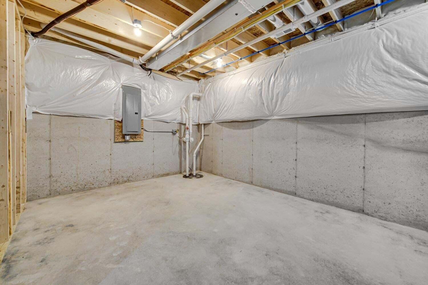 712 Verdano Terrace, Crown Point, IN 46307; Image #24