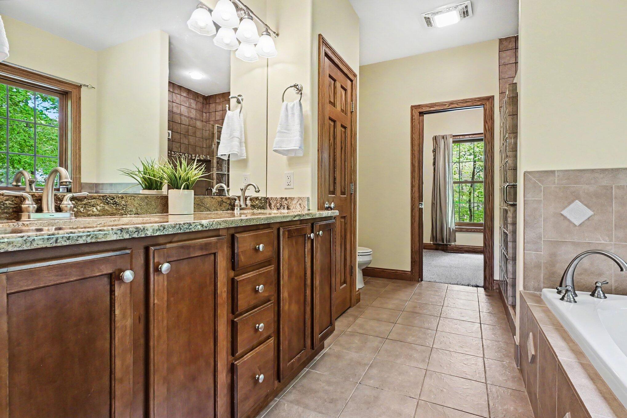 8265 E Walnut Ridge, New Carlisle, IN 46552; Image #12