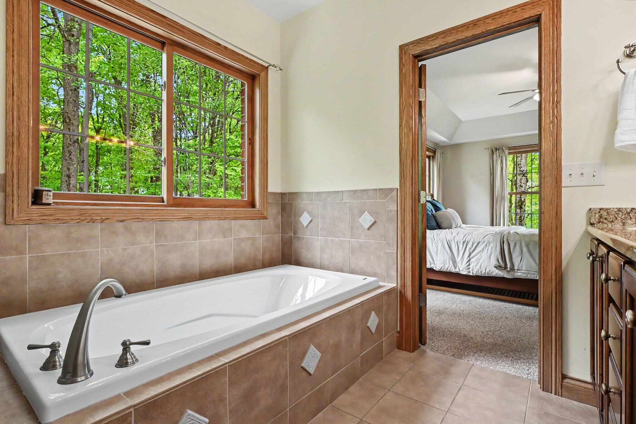 8265 E Walnut Ridge, New Carlisle, IN 46552; Image #13
