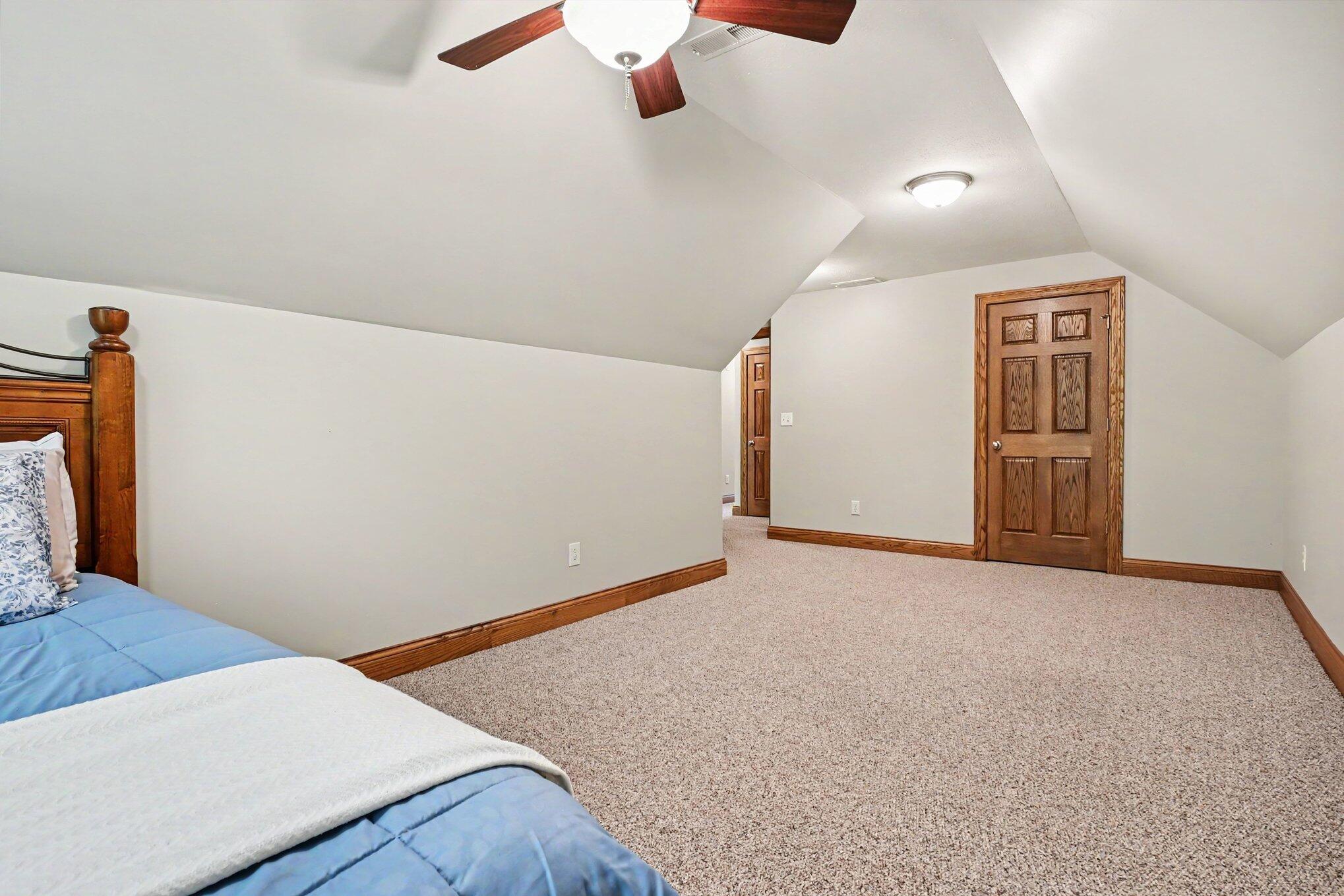 8265 E Walnut Ridge, New Carlisle, IN 46552; Image #22