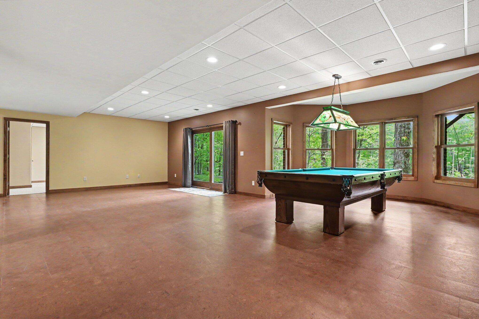 8265 E Walnut Ridge, New Carlisle, IN 46552; Image #31