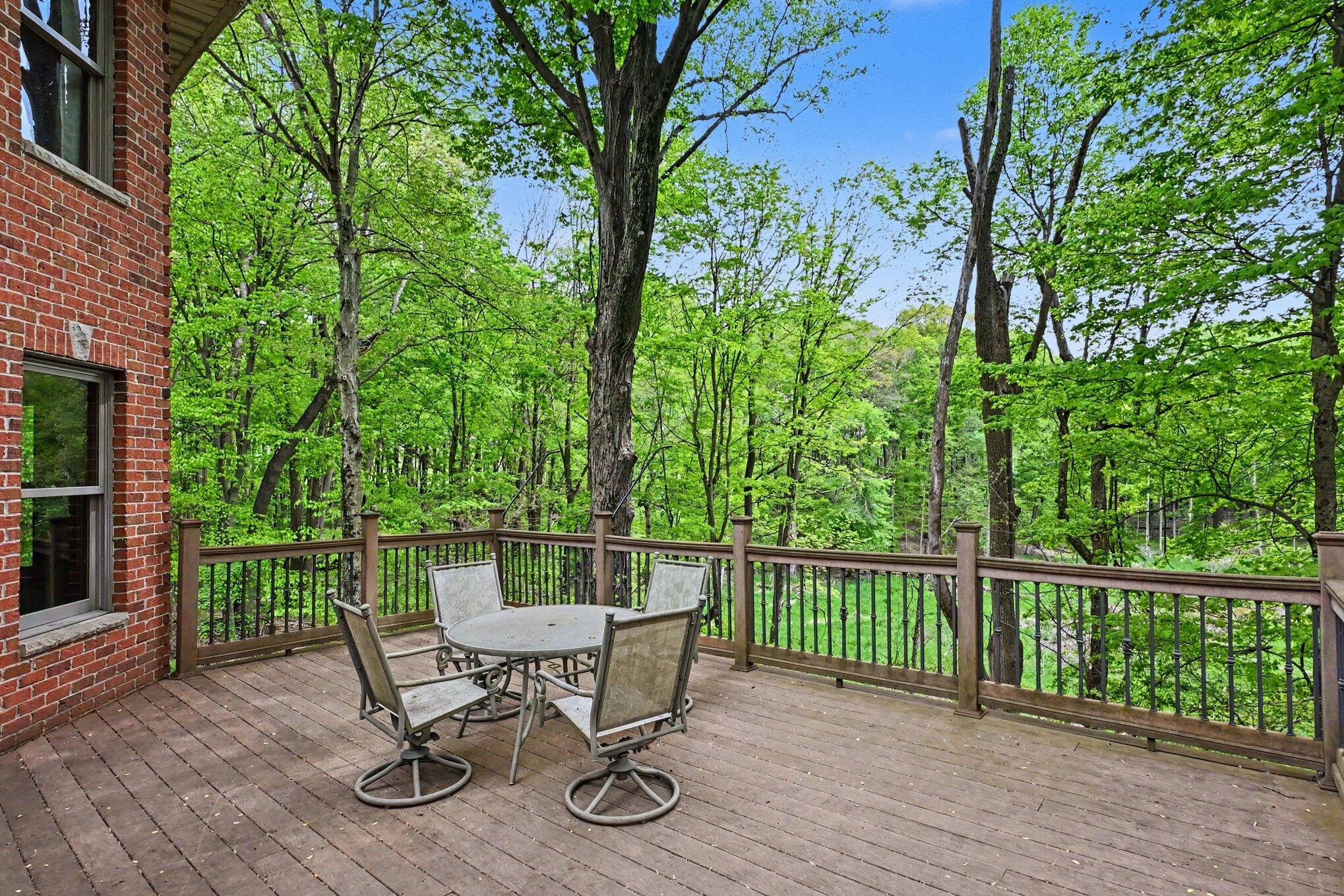 8265 E Walnut Ridge, New Carlisle, IN 46552; Image #32