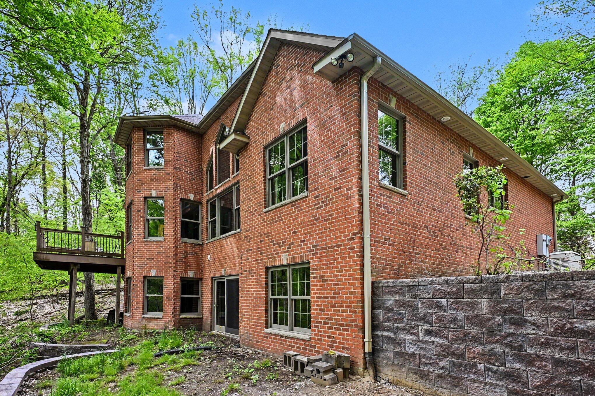 8265 E Walnut Ridge, New Carlisle, IN 46552; Image #34