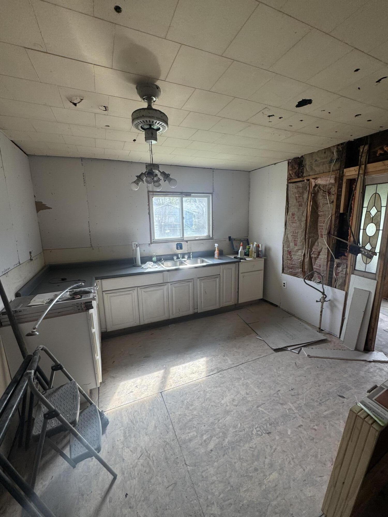 410 Hendricks Street, Michigan City, IN 46360; Image #10