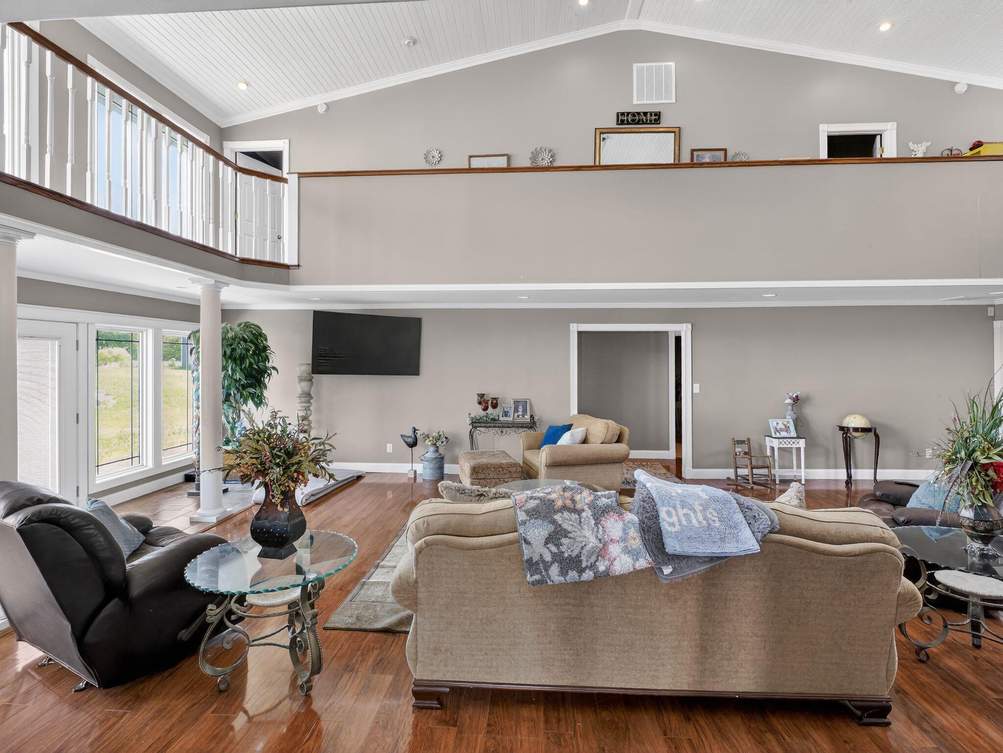 1804 N Prullage Road, Vincennes, IN 47591; Image #14