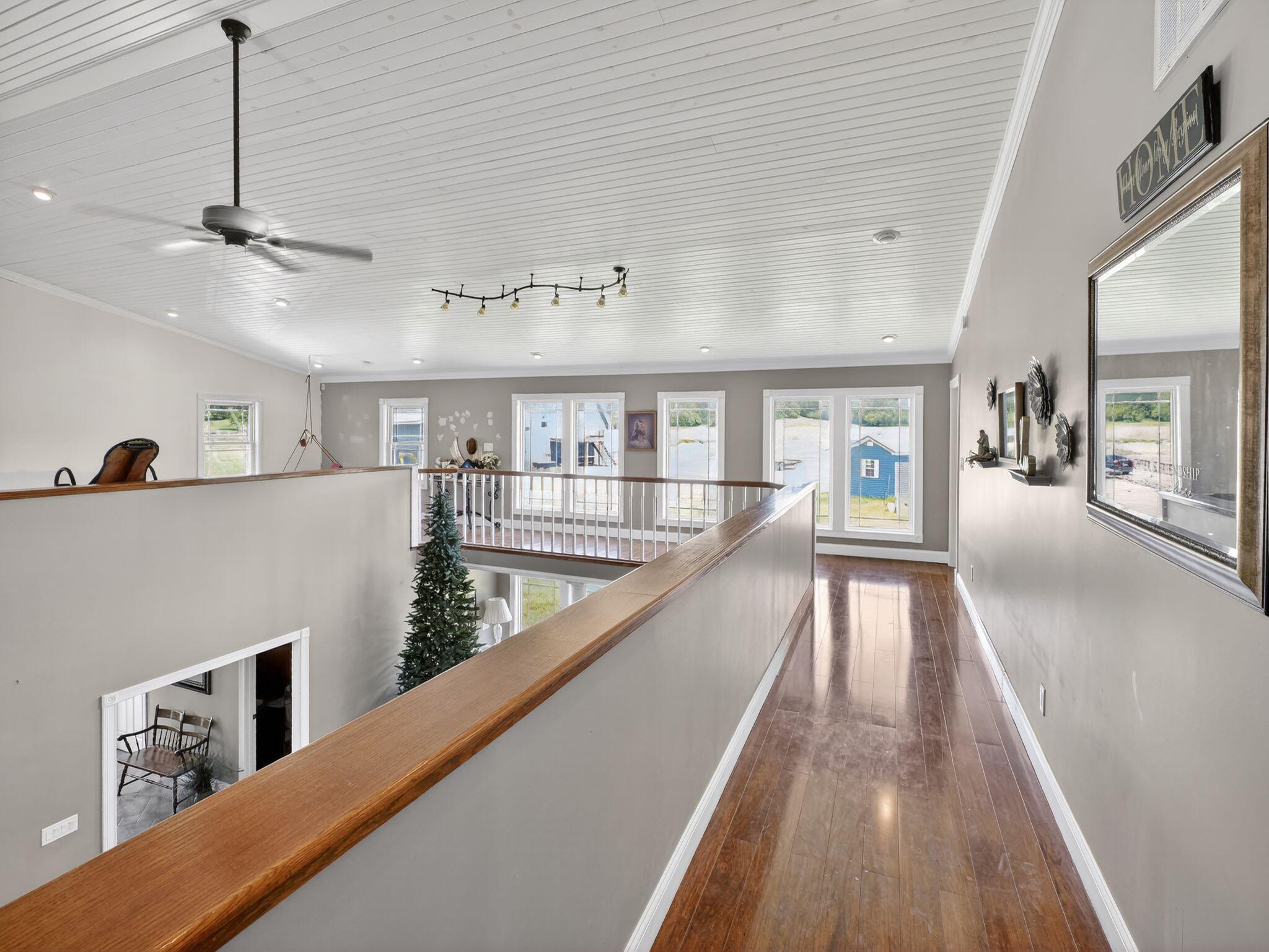 1804 N Prullage Road, Vincennes, IN 47591; Image #40