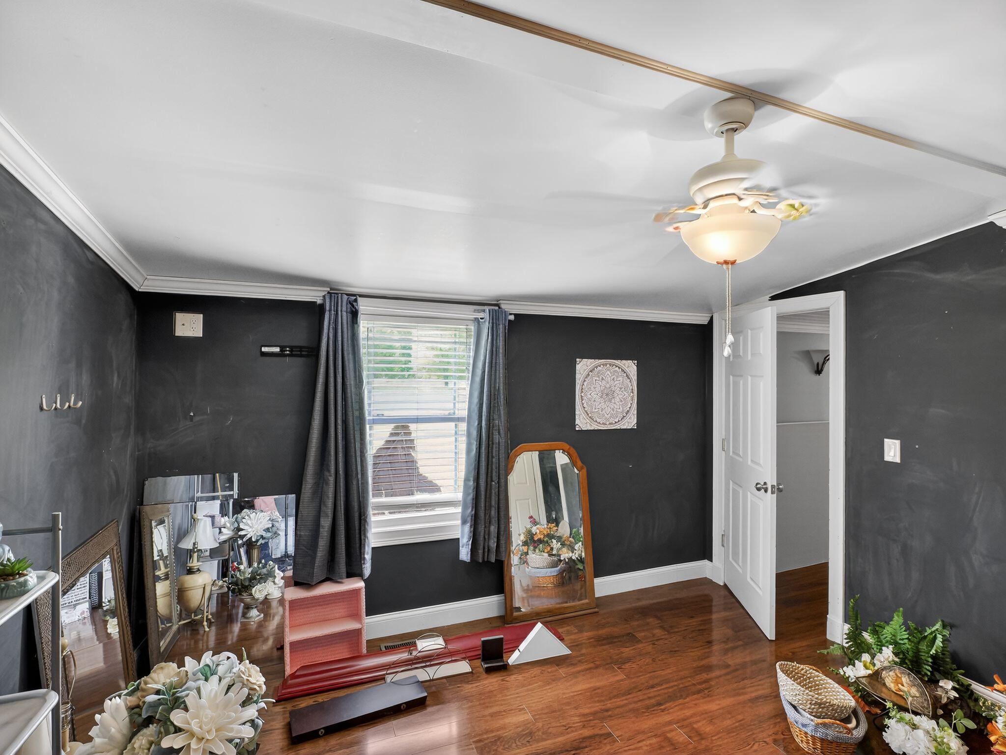 1804 N Prullage Road, Vincennes, IN 47591; Image #7