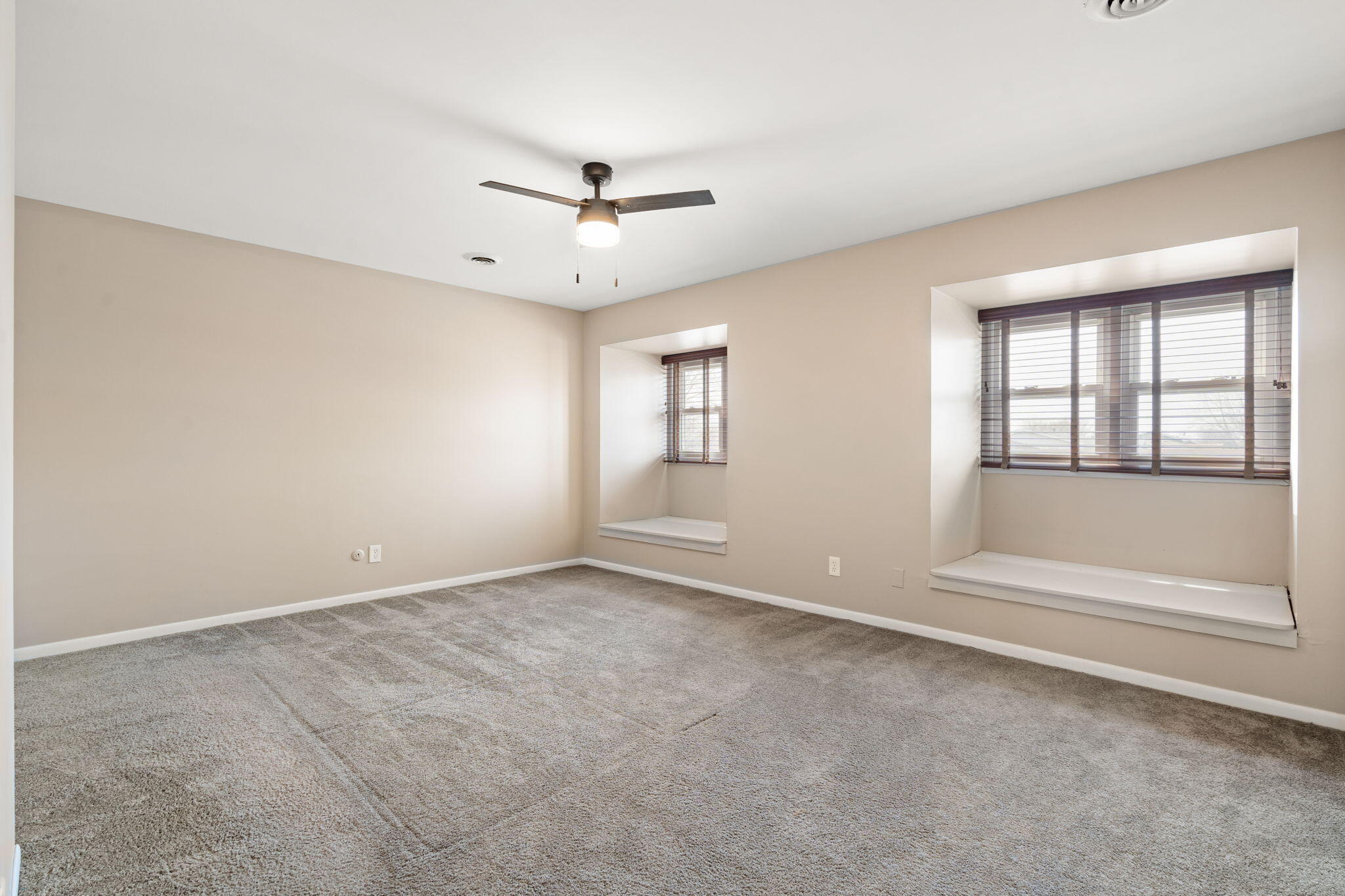 617 Wellington Drive, Dyer, IN 46311; Image #14