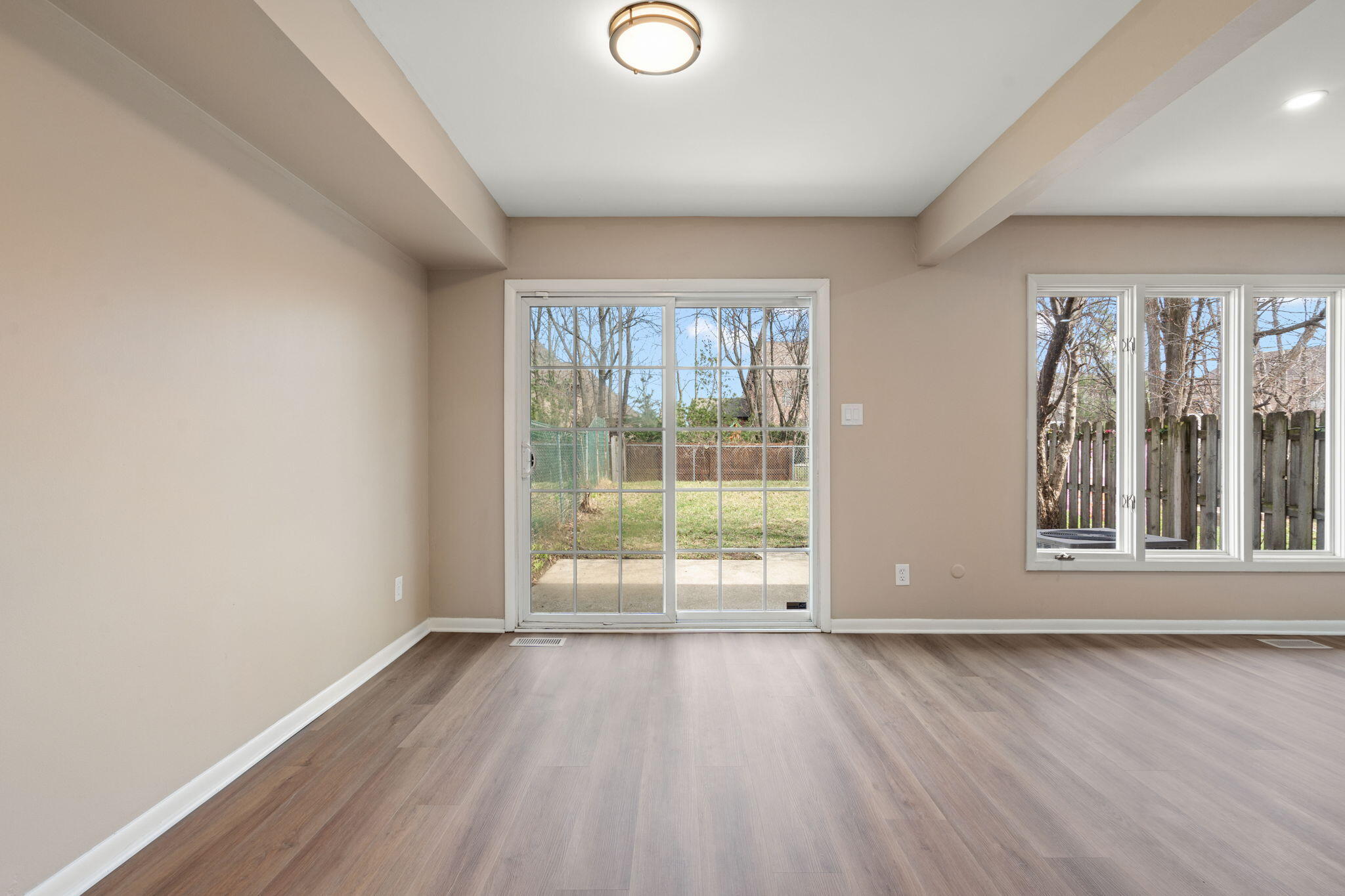 617 Wellington Drive, Dyer, IN 46311; Image #4