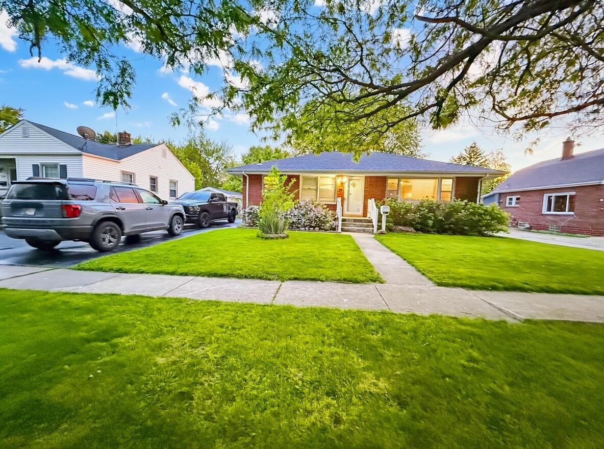 140 N Linda Street, Hobart, IN 46342; Image #2