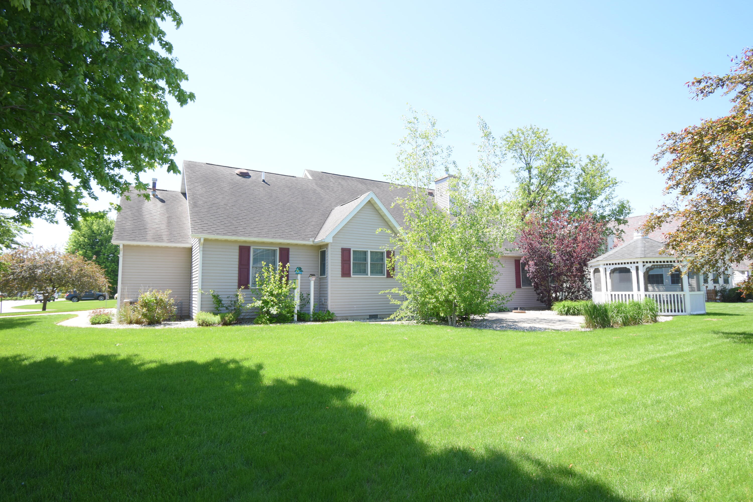 522 Pheasant Run, Rensselaer, IN 47978; Image #10
