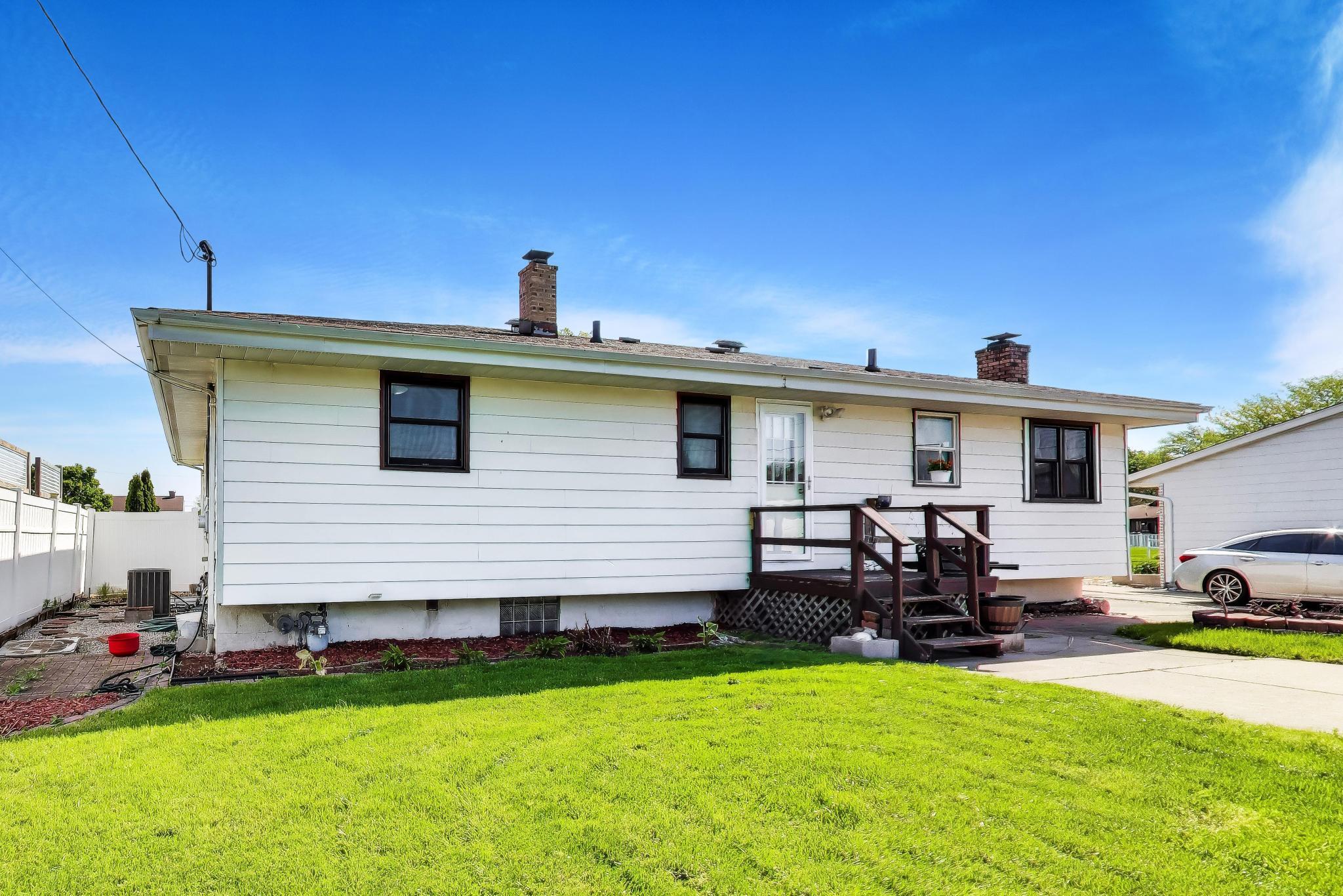 9444 Wildwood Drive, Highland, IN 46322; Image #31
