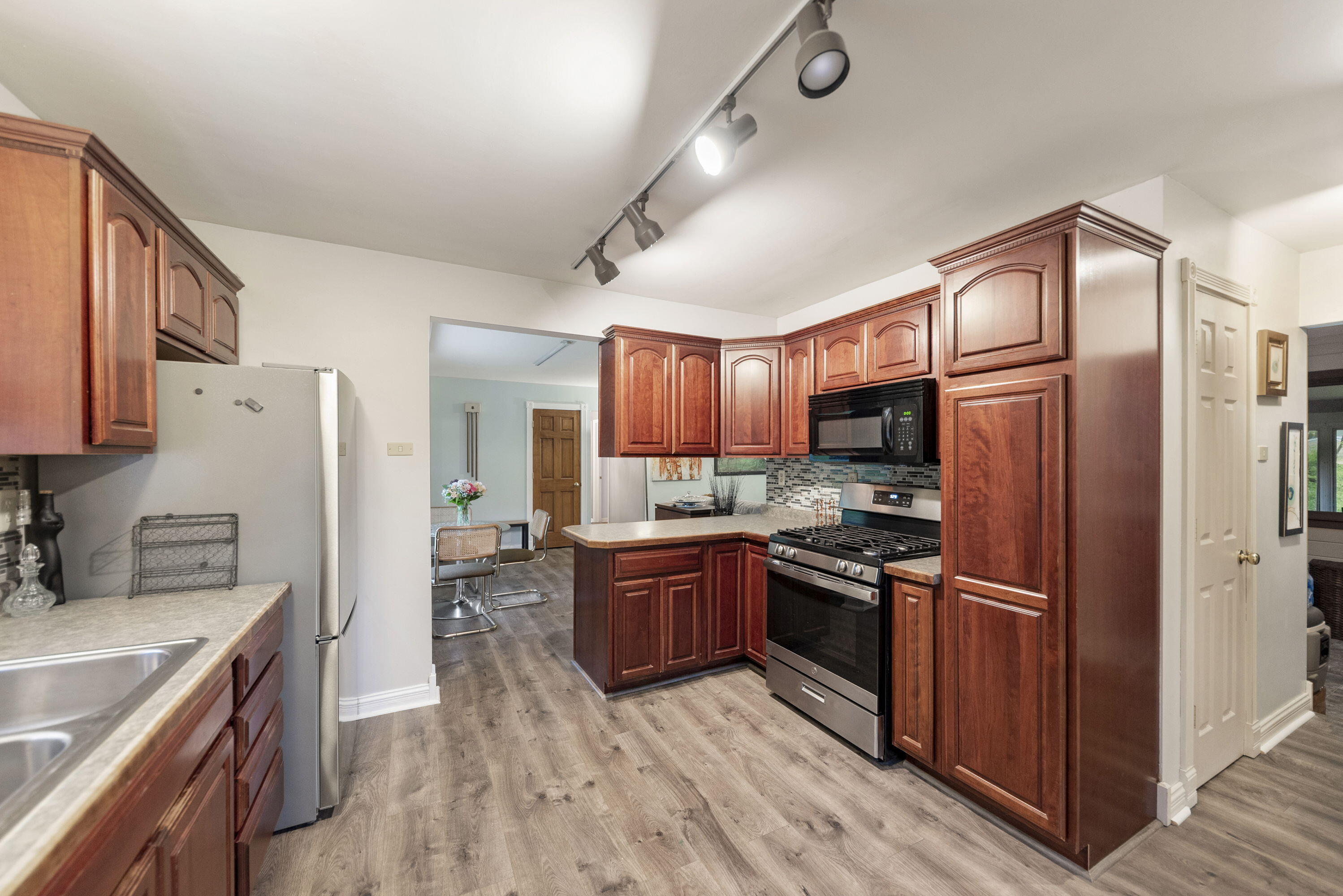 234 Lincoln Hills Drive, Valparaiso, IN 46385; Image #6