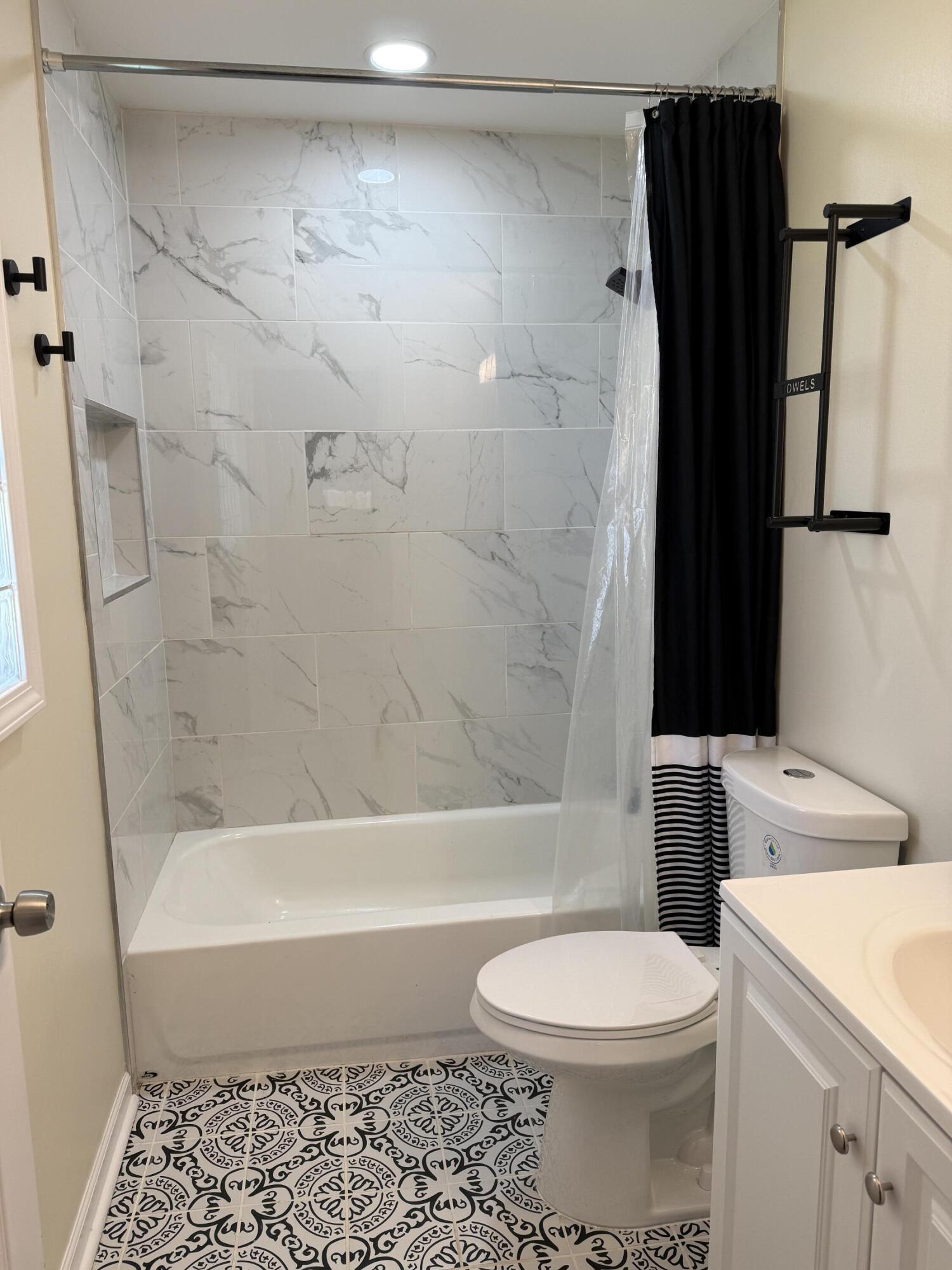 3412 W 78th Place, Merrillville, IN 46410; Image #16